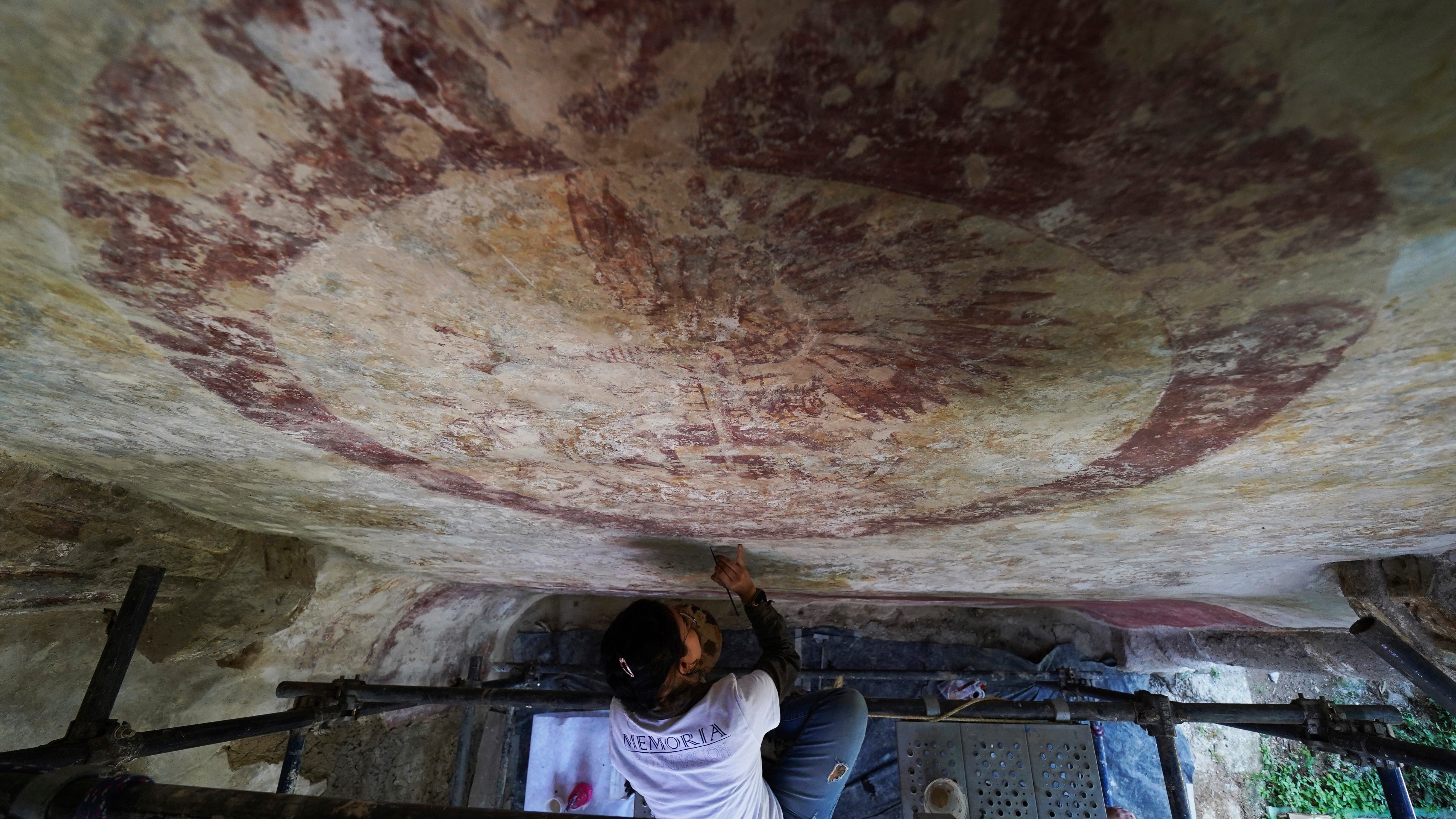 Mexican church pre-Hispanic paintings suggest negotiation
