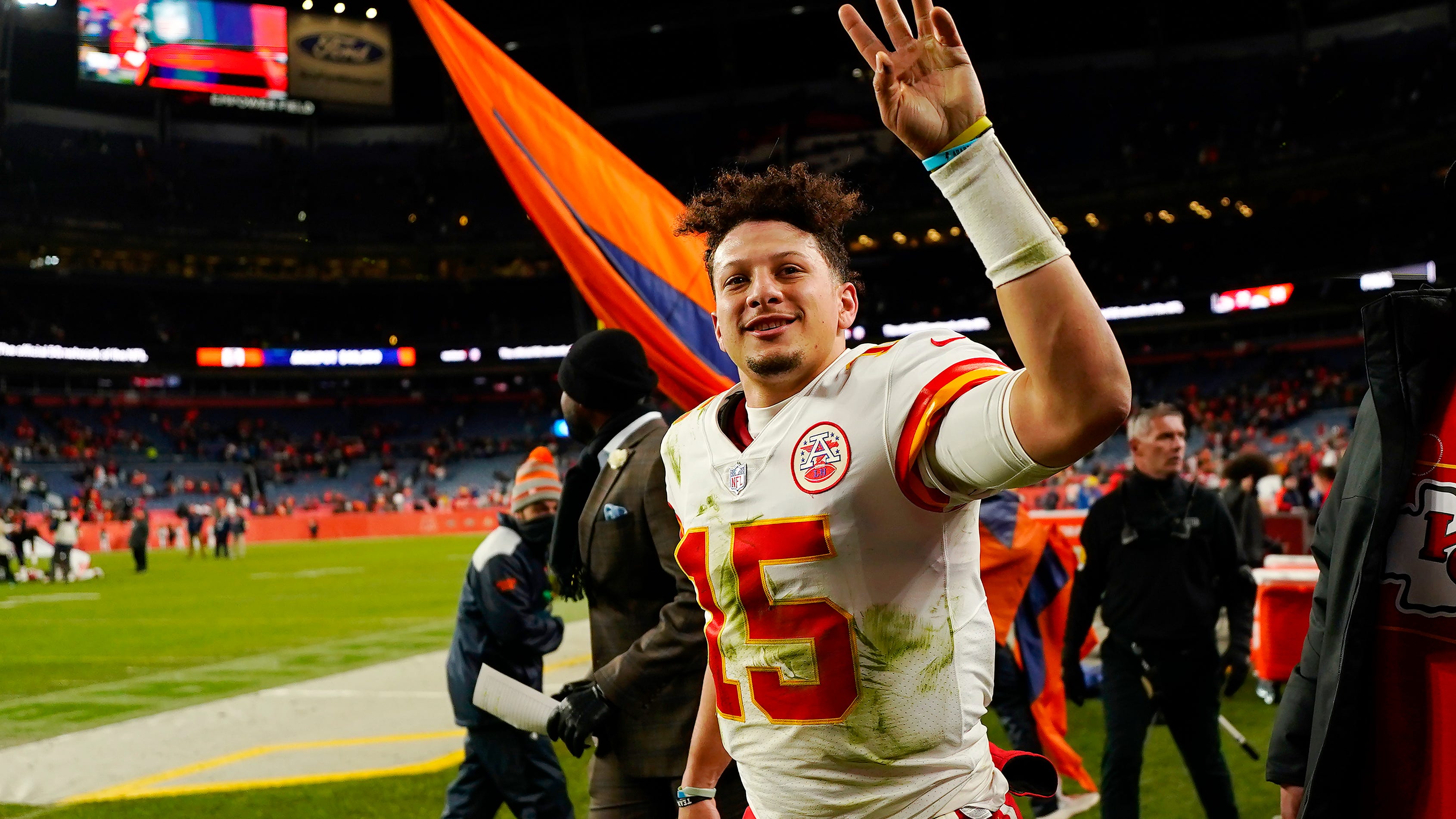 NFL season kicks off with Super Bowl champion Chiefs hosting Lions; Jets' Rodgers on MNF