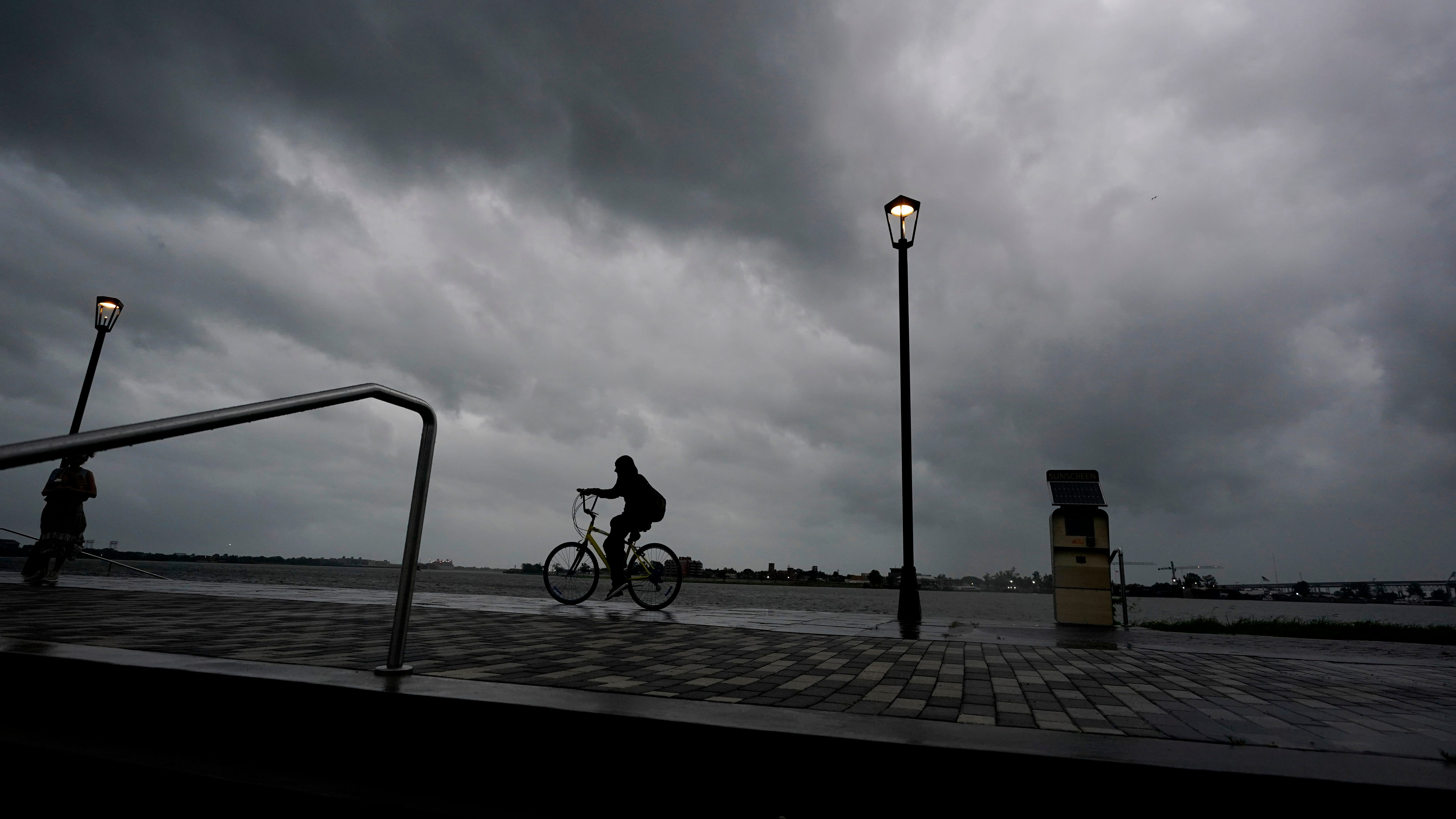 Hurricane Ida blasts ashore in Louisiana with major force