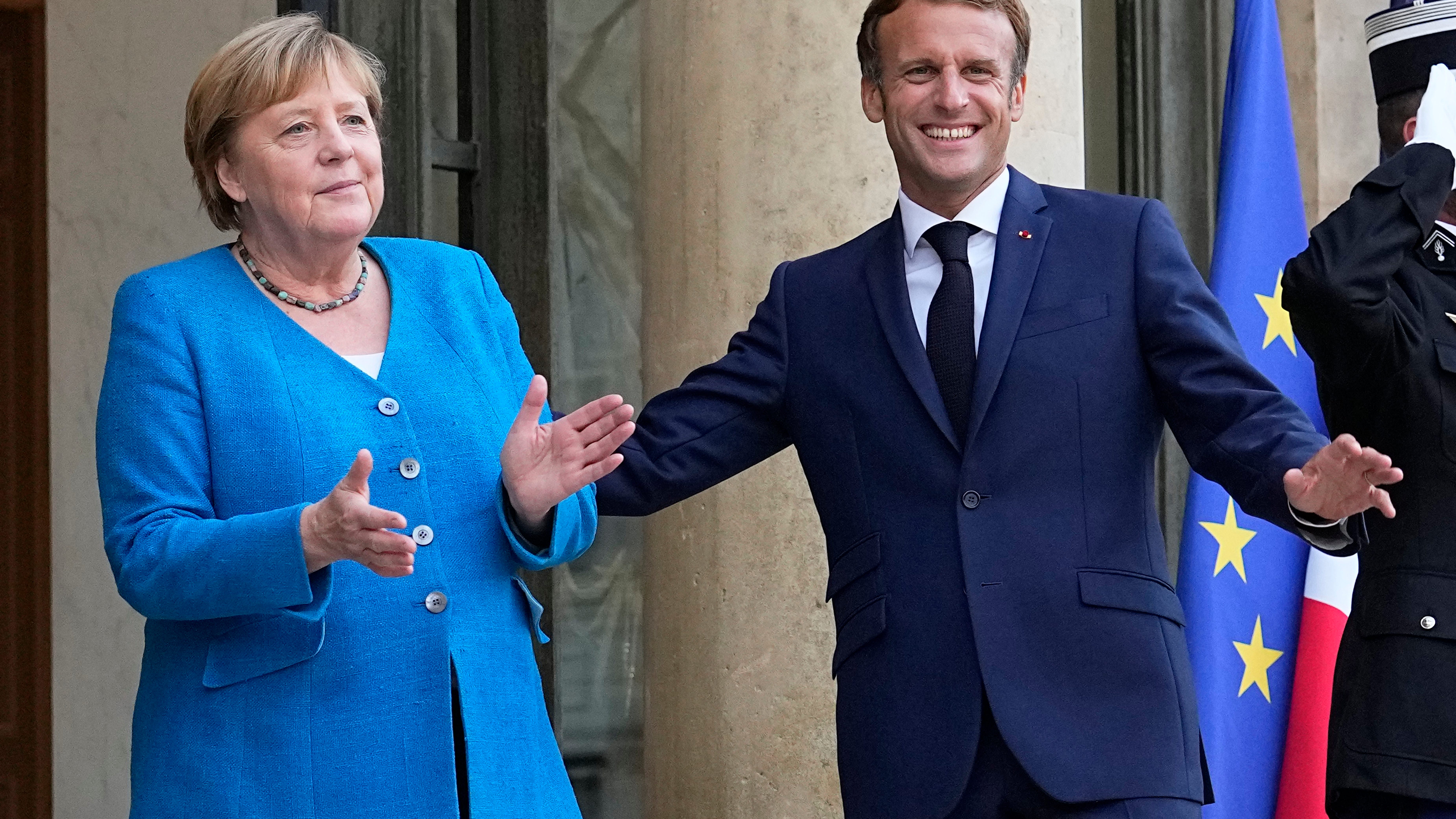 Macron, Merkel meet in Paris on world's crises, EU issues