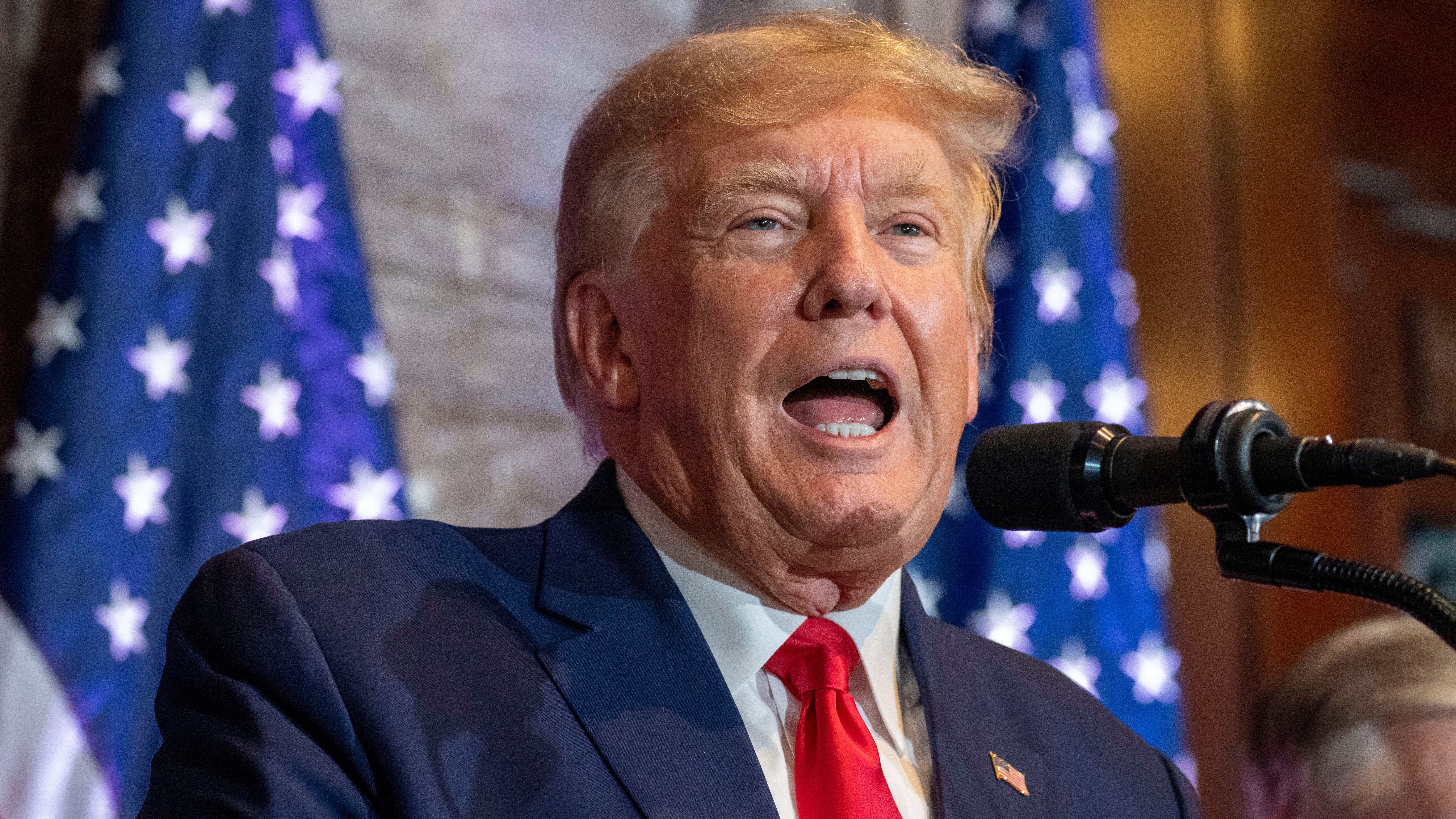 Conservative groups look beyond Trump for 2024 GOP nominee