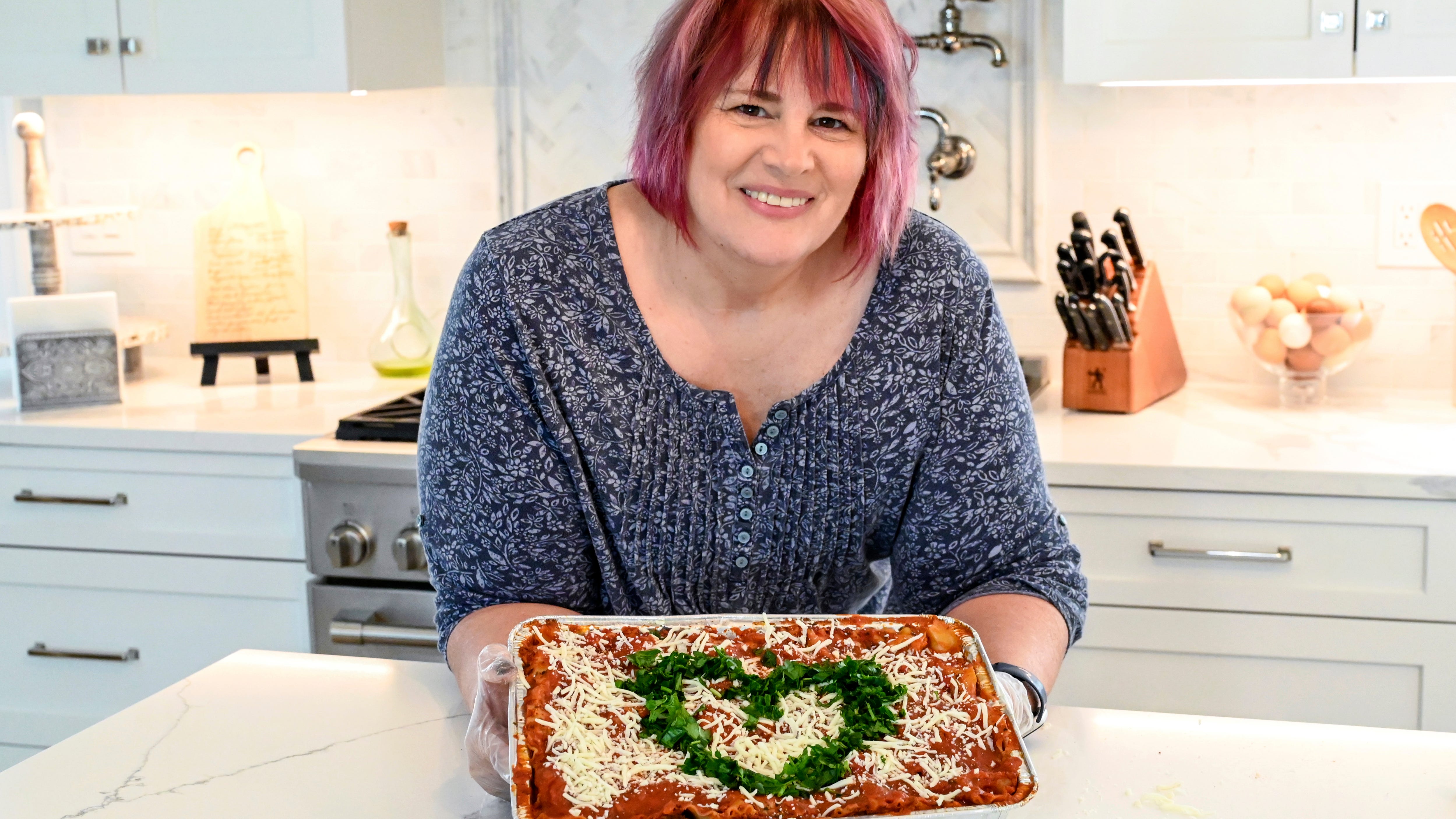 Comfort food: Nonprofit gives Americans 100K free lasagnas