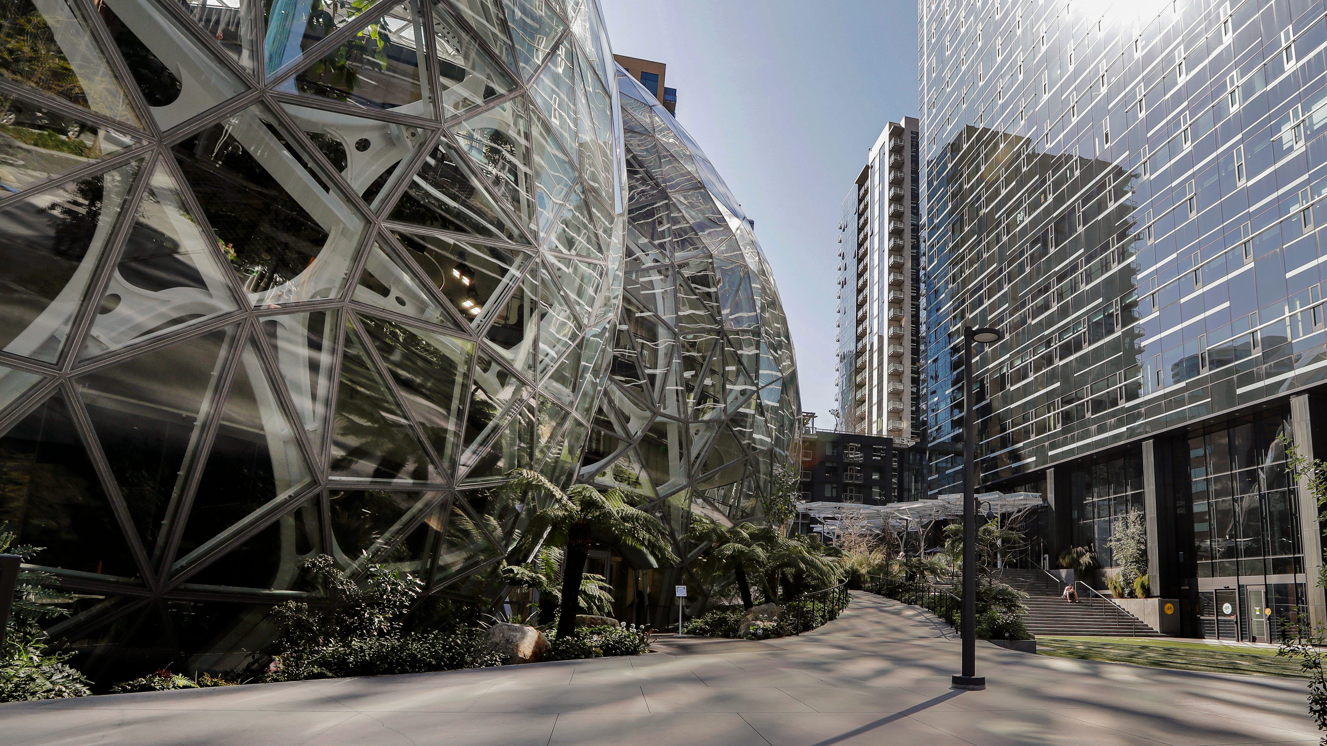 Amazon now says remote work OK 2 days a week
