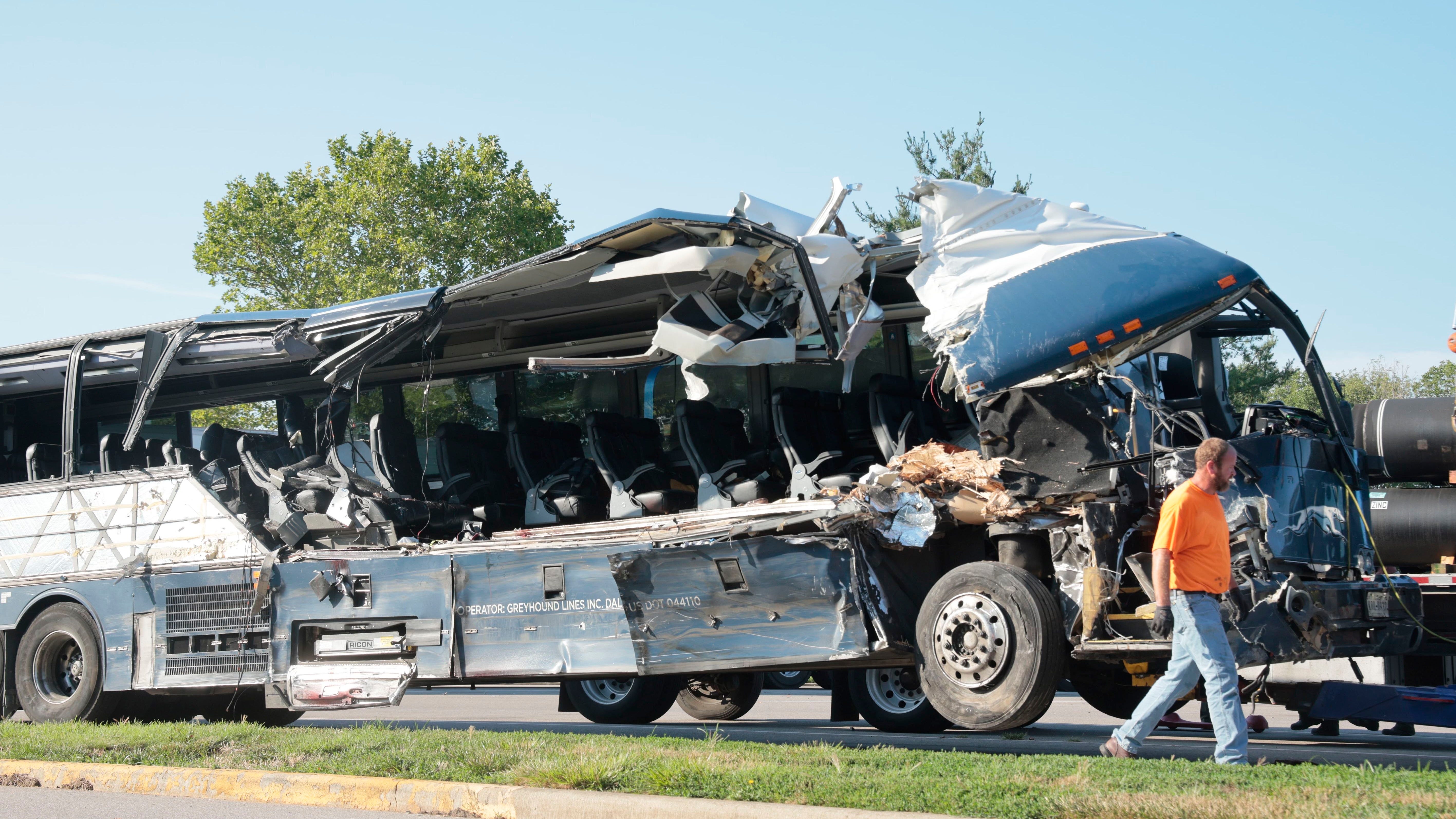 3 dead, 14 hurt after Greyhound bus strikes semis in Illinois; NTSB investigating