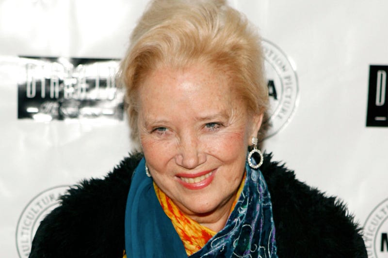 Obit Sally Kirkland