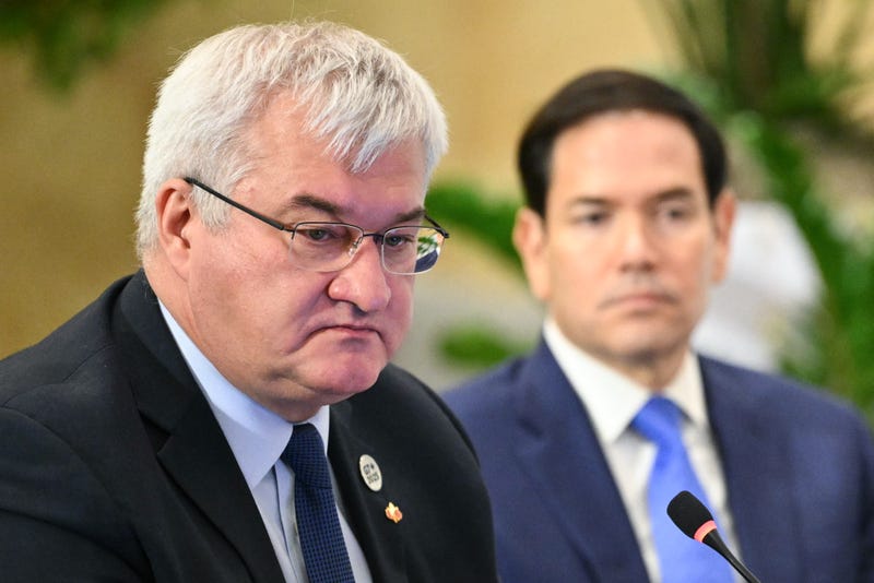 CORRECTION Canada G7