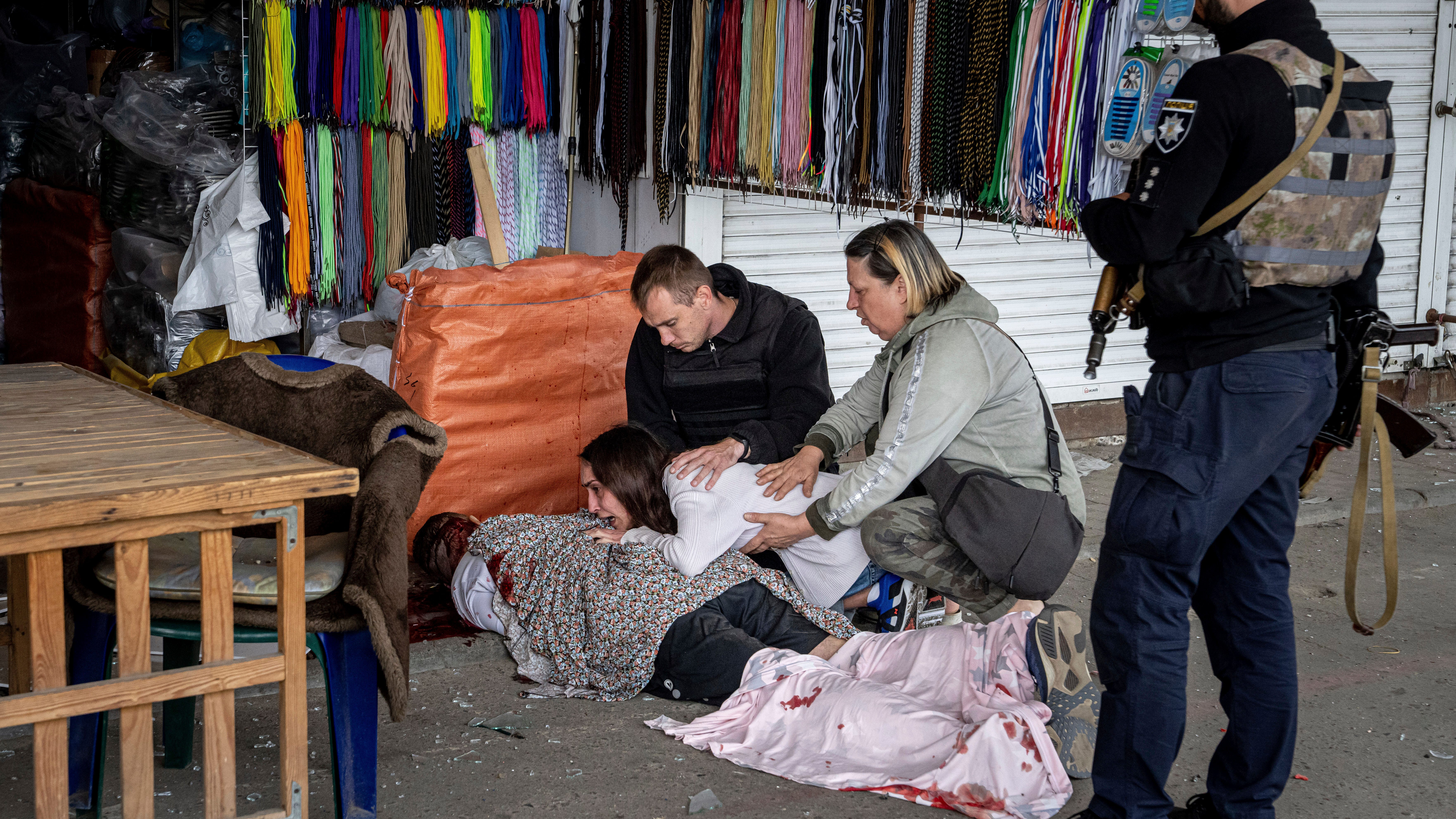 Russia pounds major Ukrainian city after expanding war aims