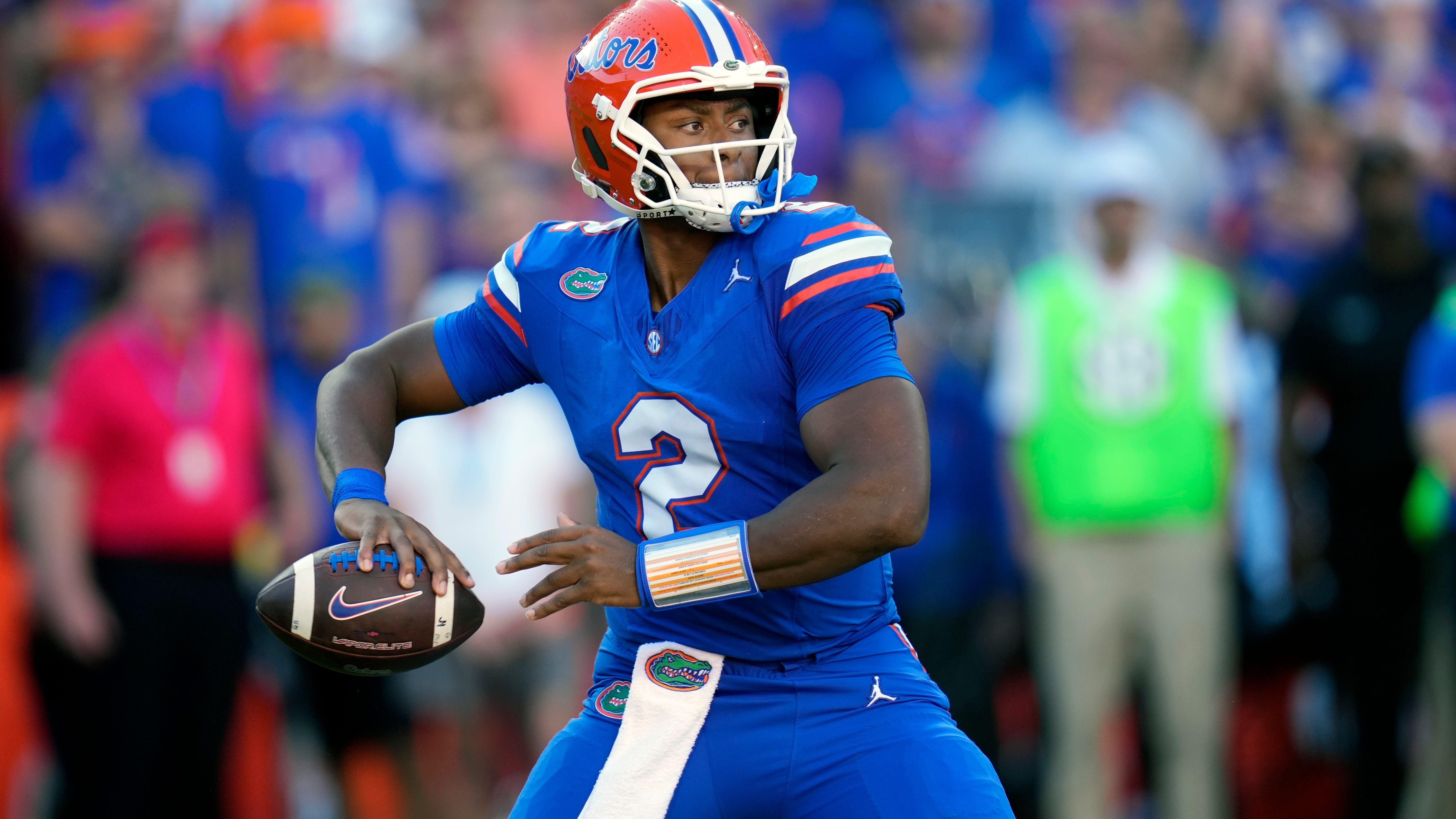 DJ Lagway returns and Florida upsets No. 21 LSU 27-16 for 1st series win since 2018