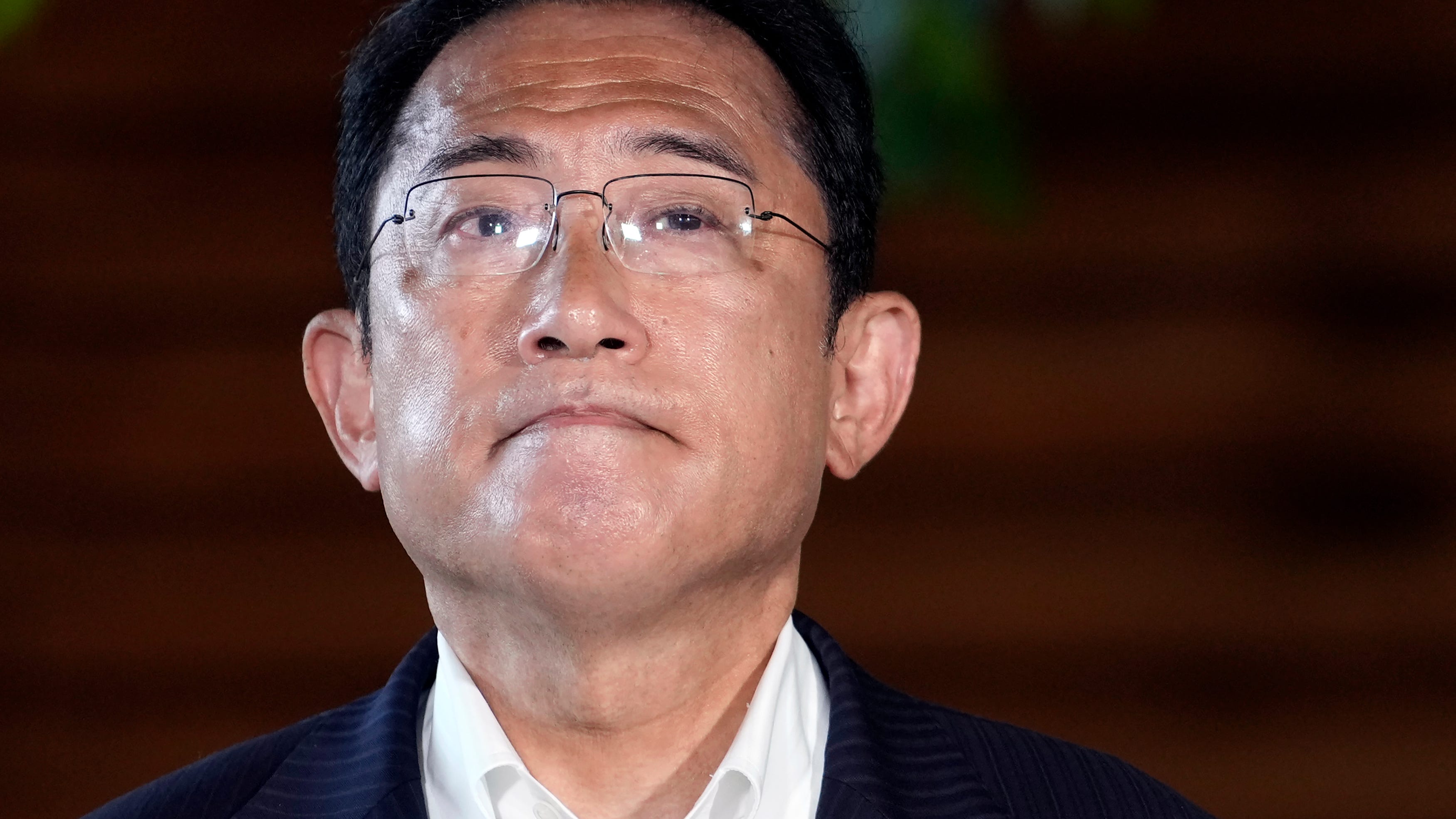 Japan prime minister tests positive for COVID, isolates
