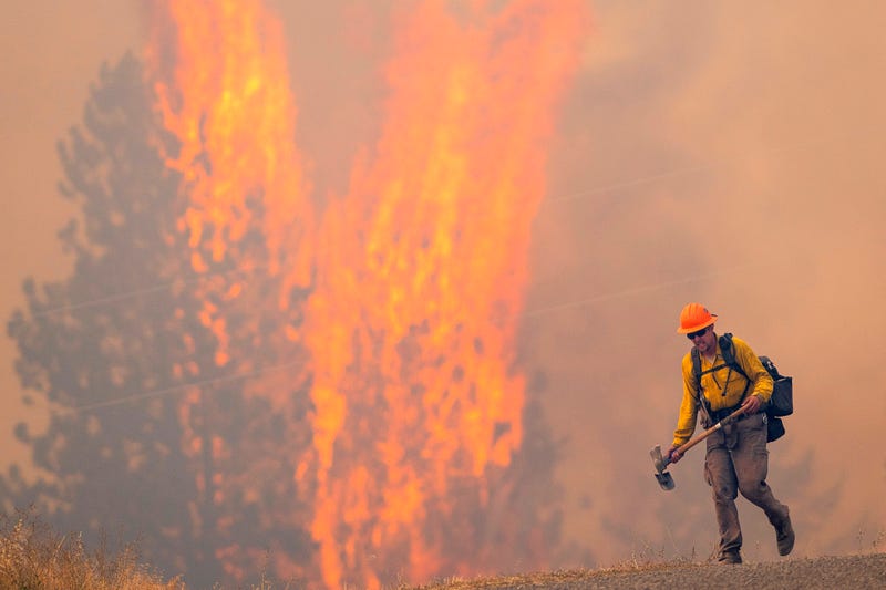 APTOPIX Western Wildfires