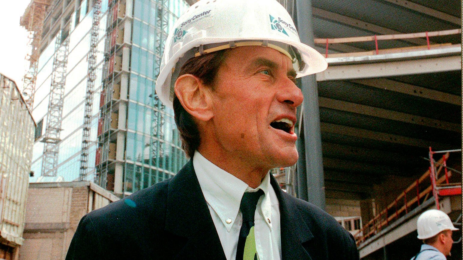 Famed German architect Jahn killed in Illinois bike accident