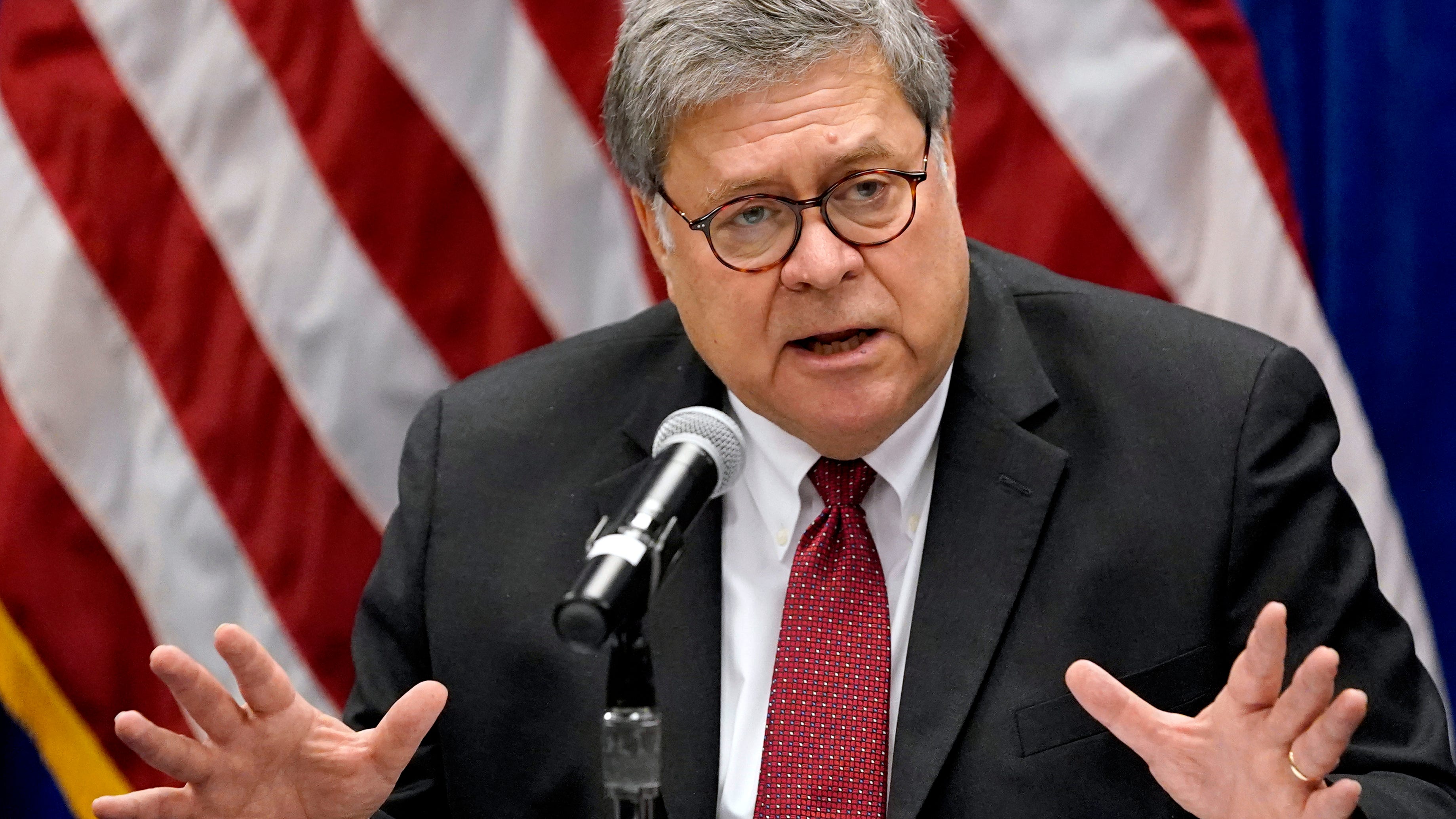 Disputing Trump, Barr says no widespread election fraud 