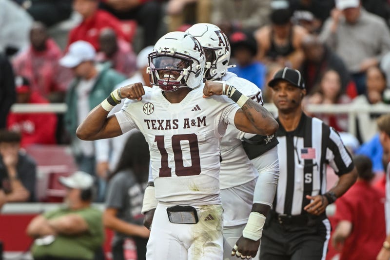 Texas A M Arkansas Football