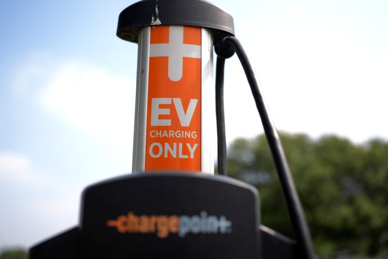 AP Poll Electric Vehicles