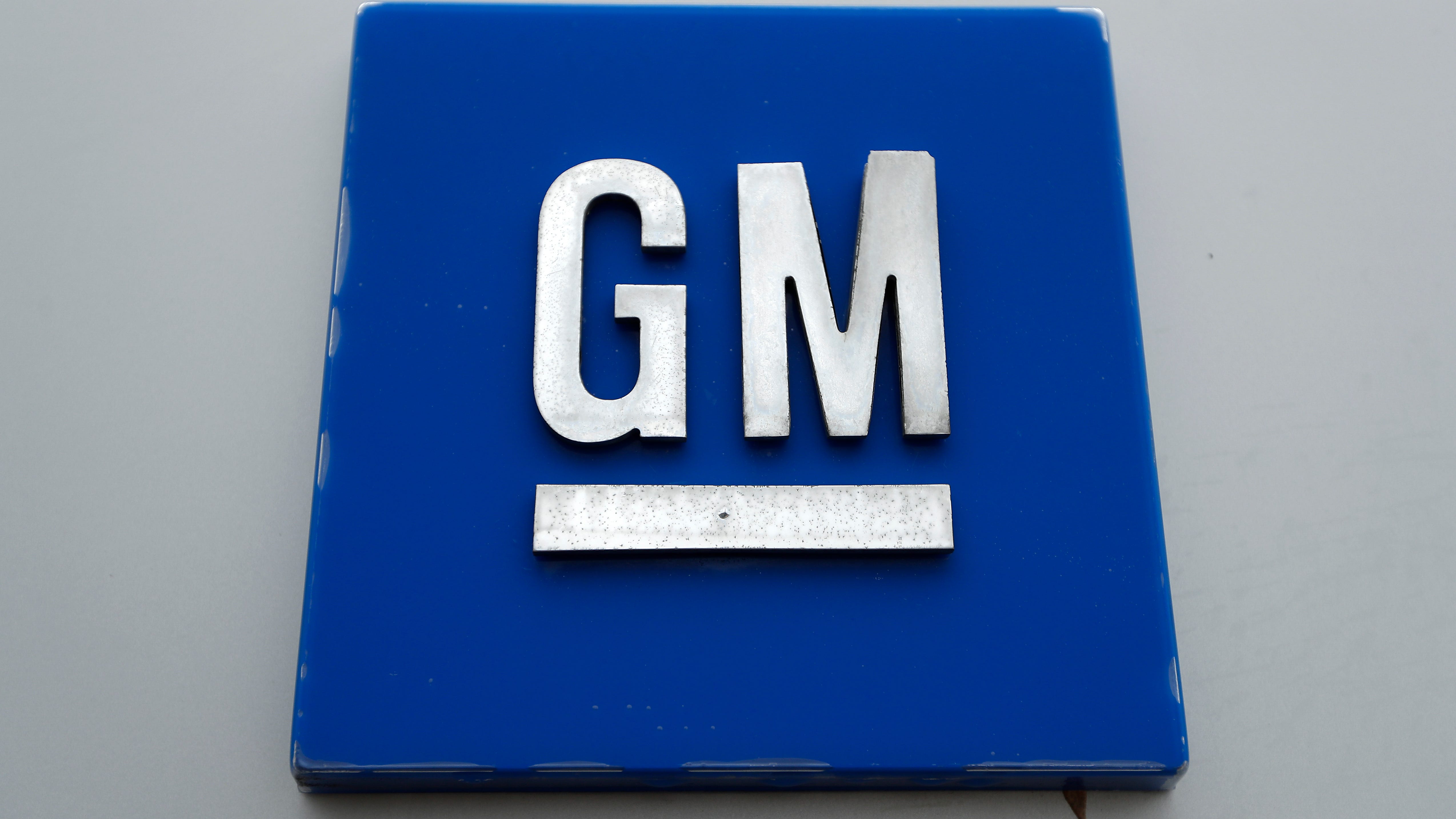 About 5K GM salaried workers take buyouts, avoiding layoffs
