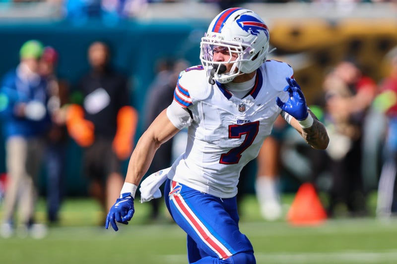 Bills Moves Football