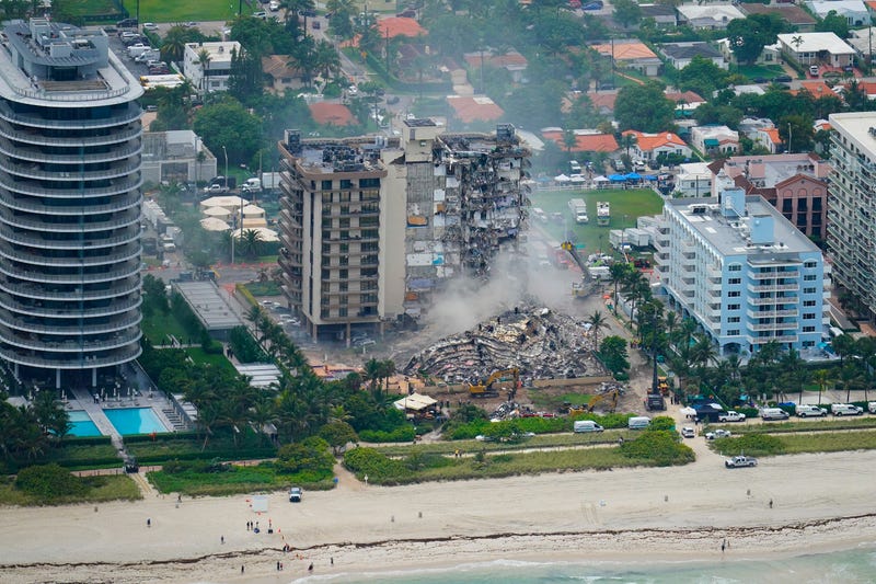 APTOPIX Building Collapse Miami