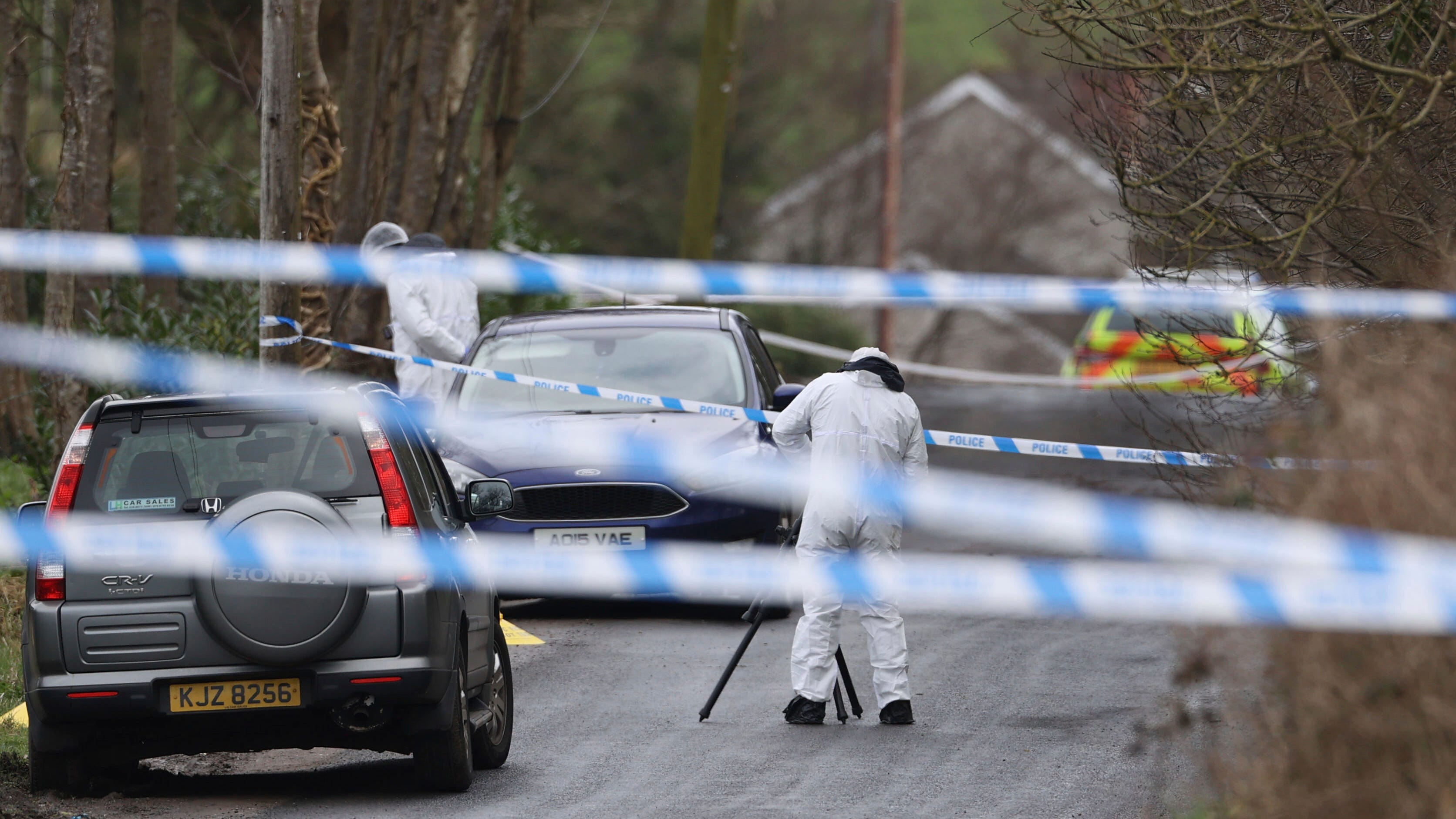 IRA splinter group claims responsibility for police shooting