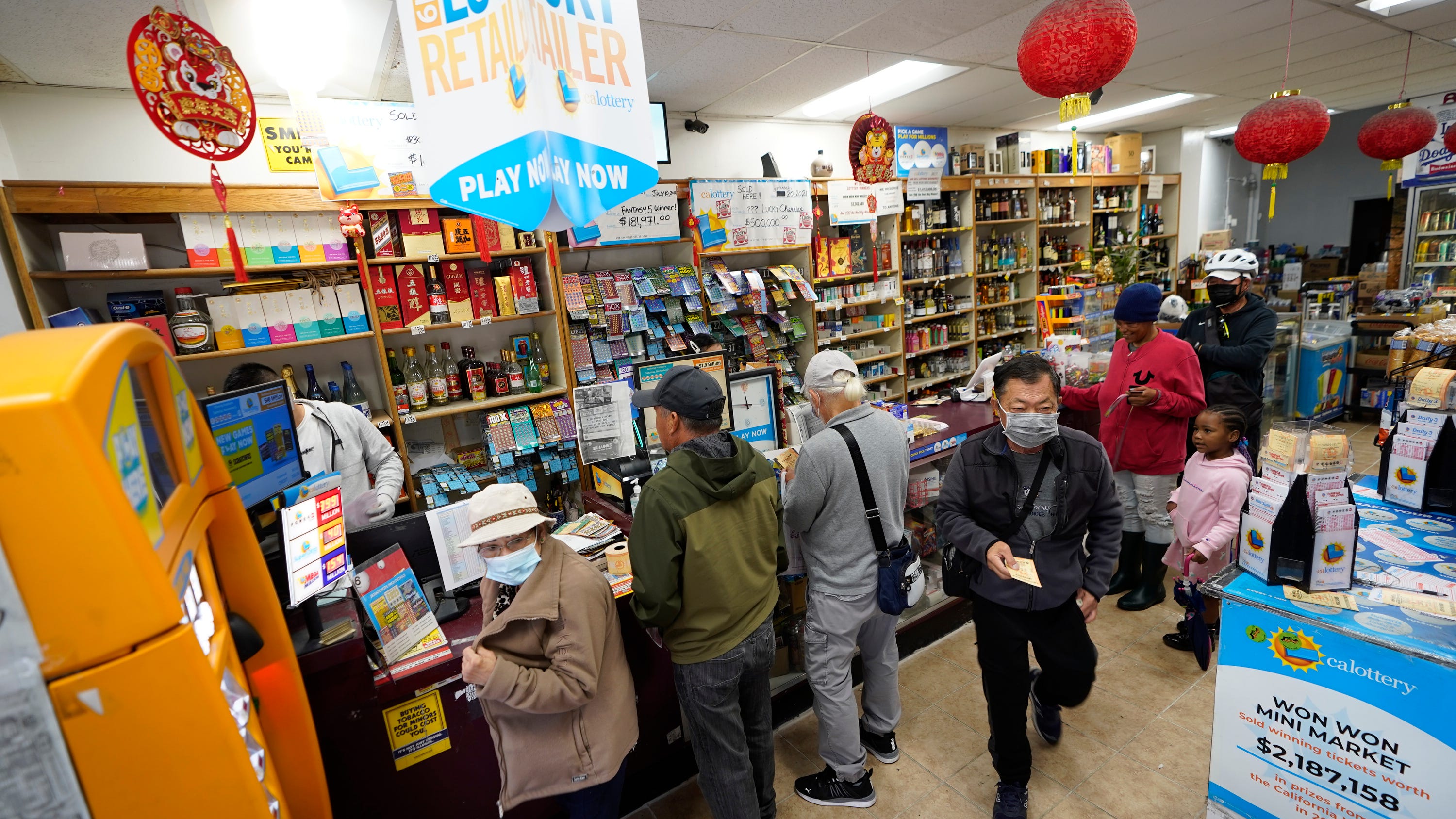 Powerball ticket sold in California snags record $2.04B win