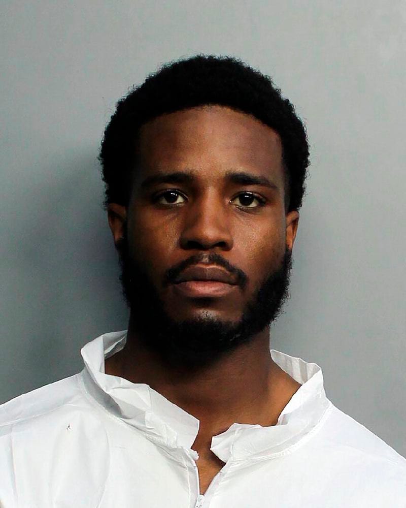CORRECTION Florida Tourist Killed