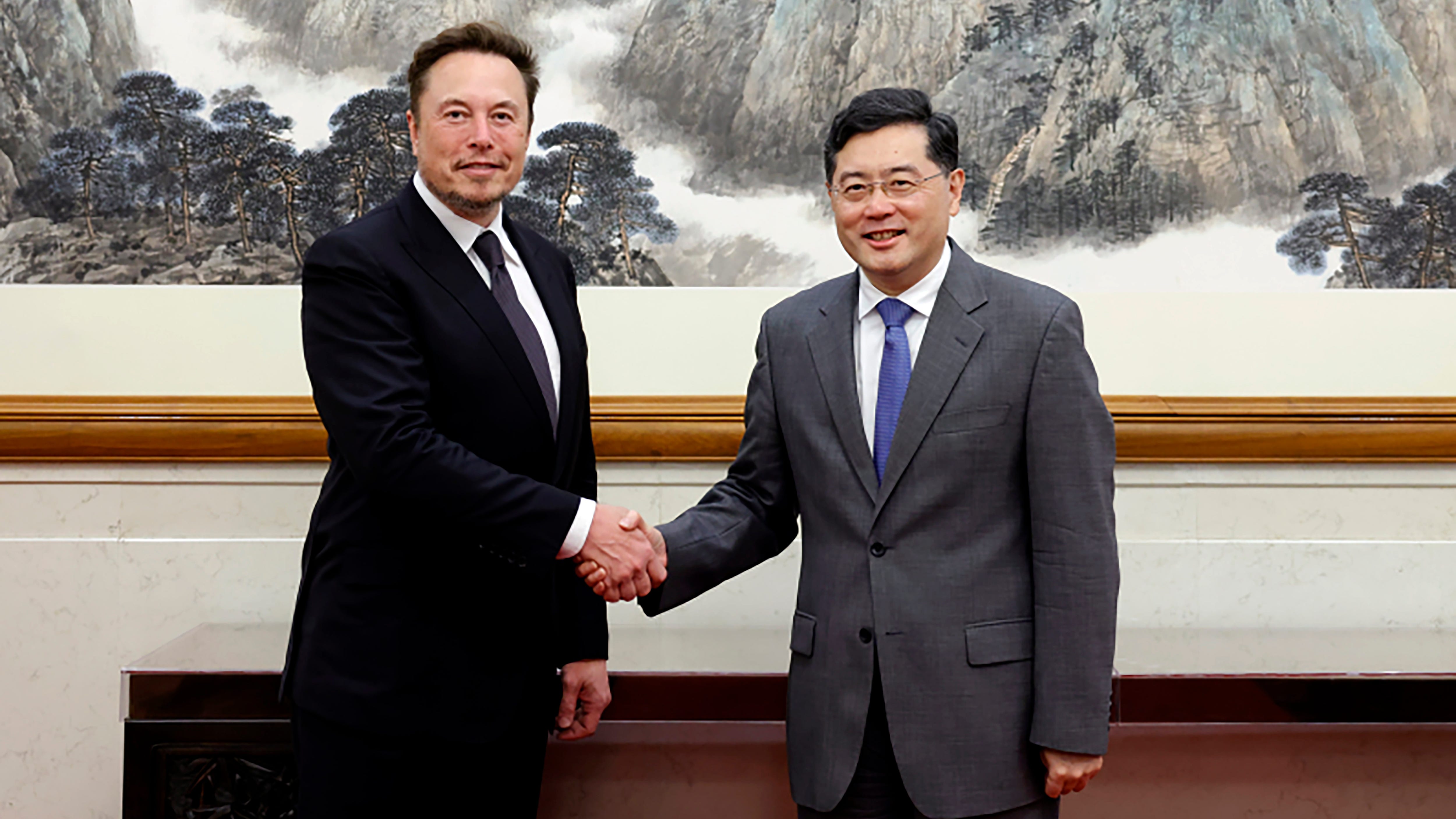 Tesla's Musk meets Chinese foreign minister, who calls for 'mutual respect' in US-China relations