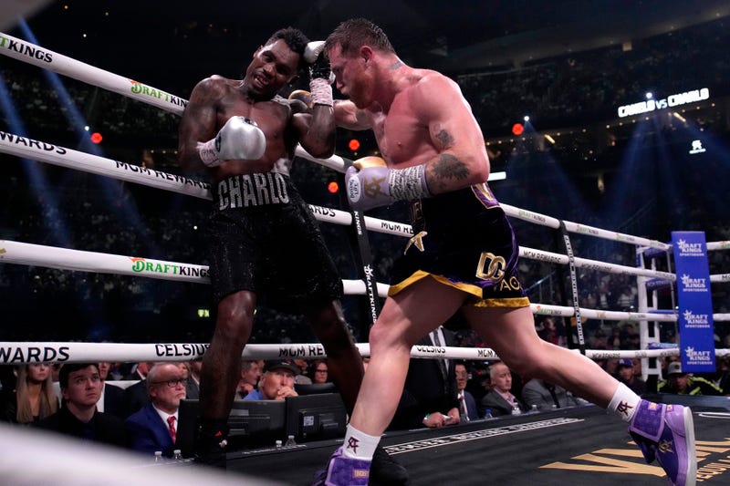 Alvarez Charlo Boxing
