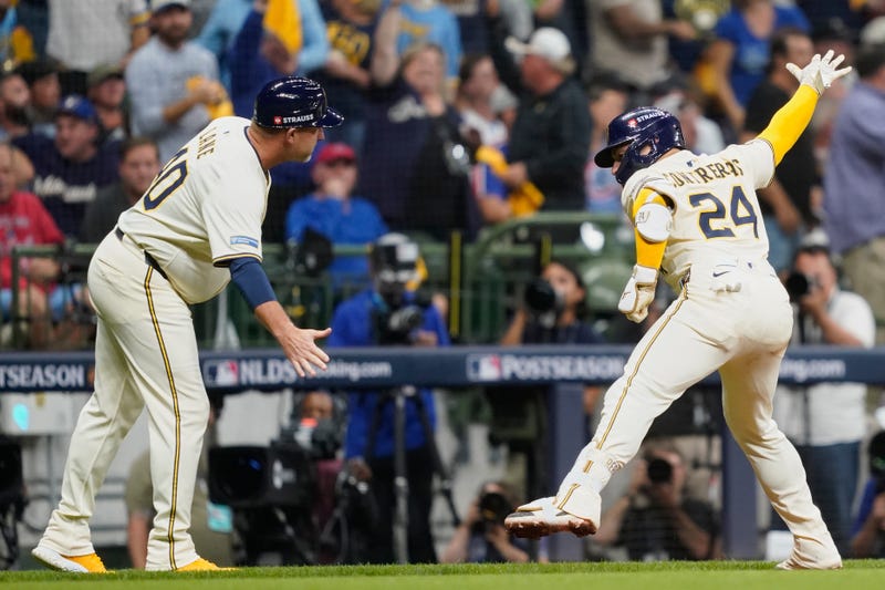 NLDS Cubs Brewers Baseball