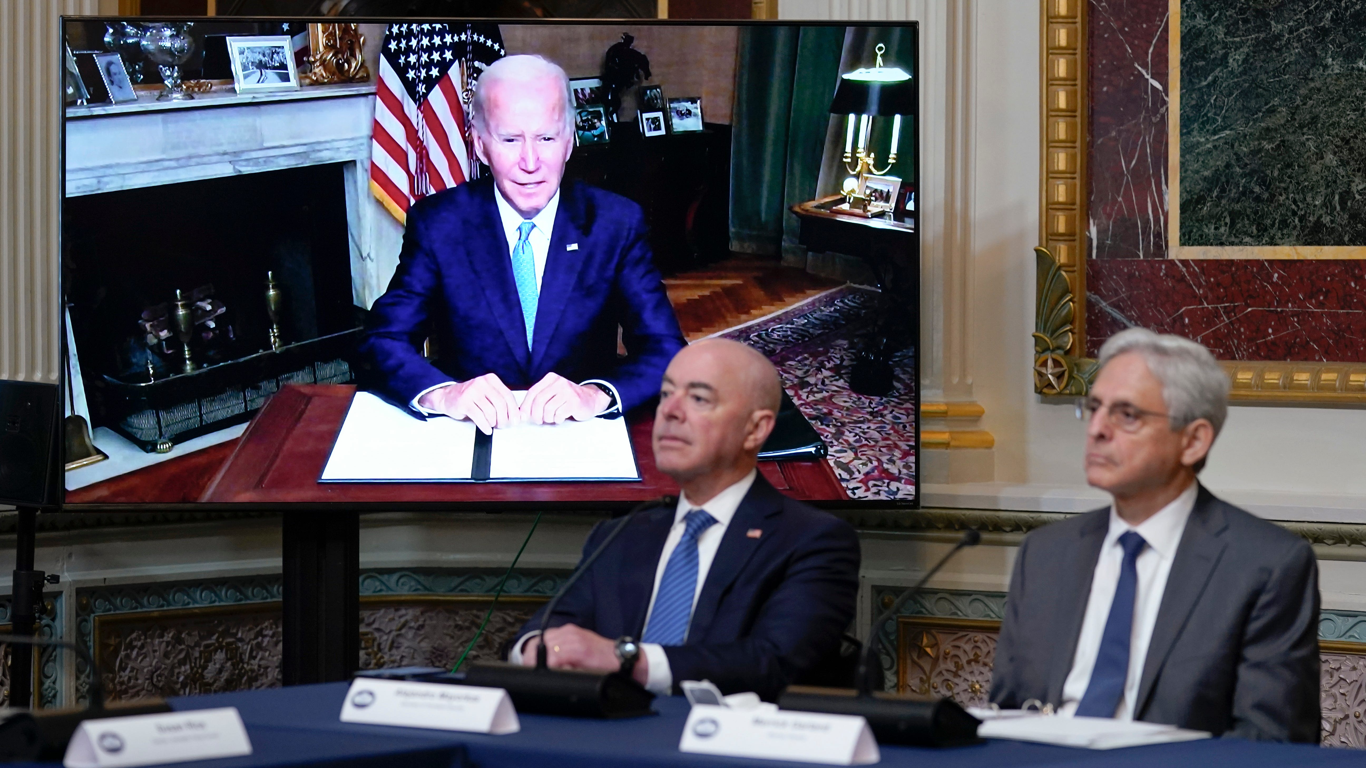 Biden signs executive order to protect travel for abortion