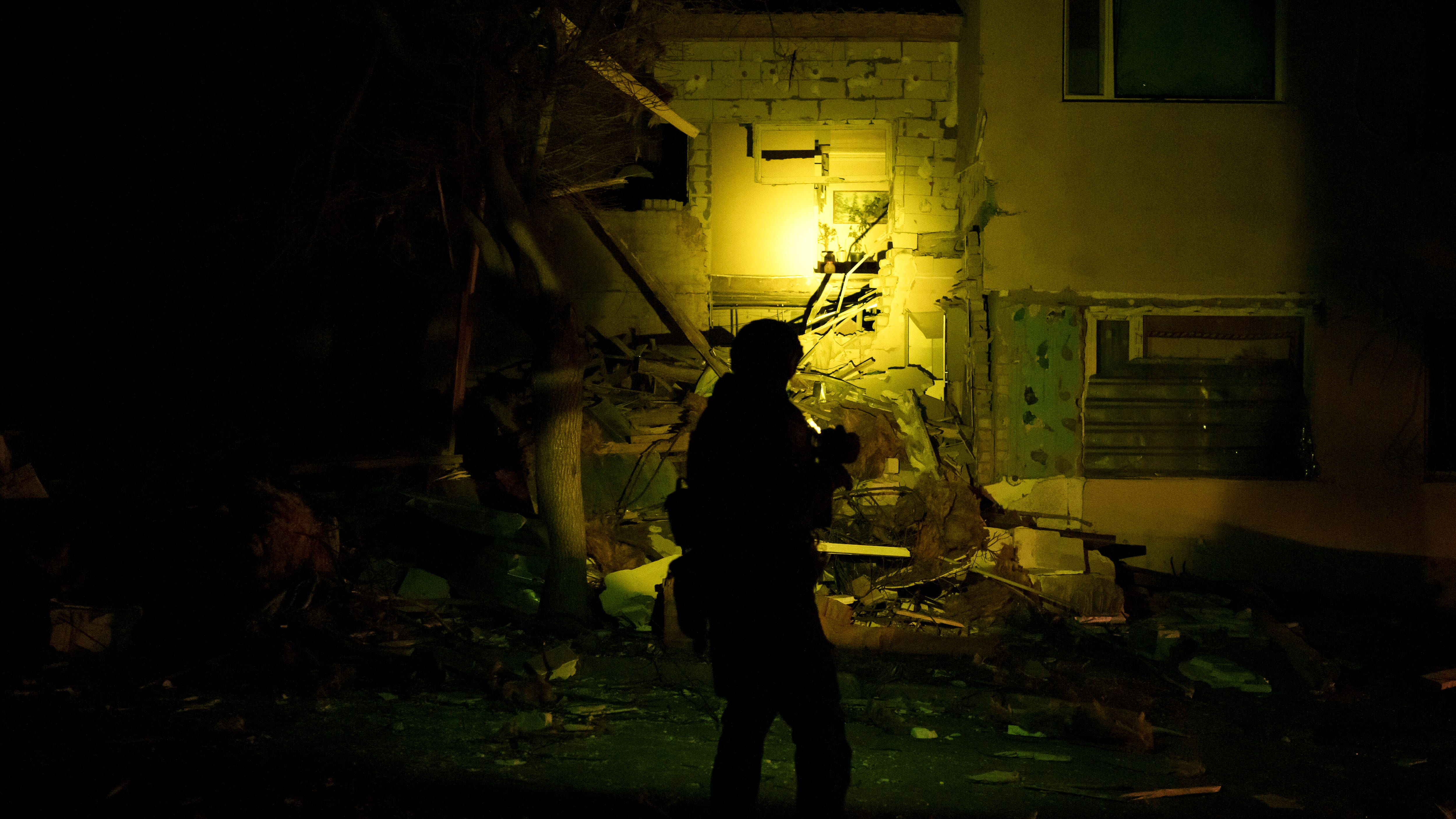 Zelenskyy acusa a Occidente de cobardía