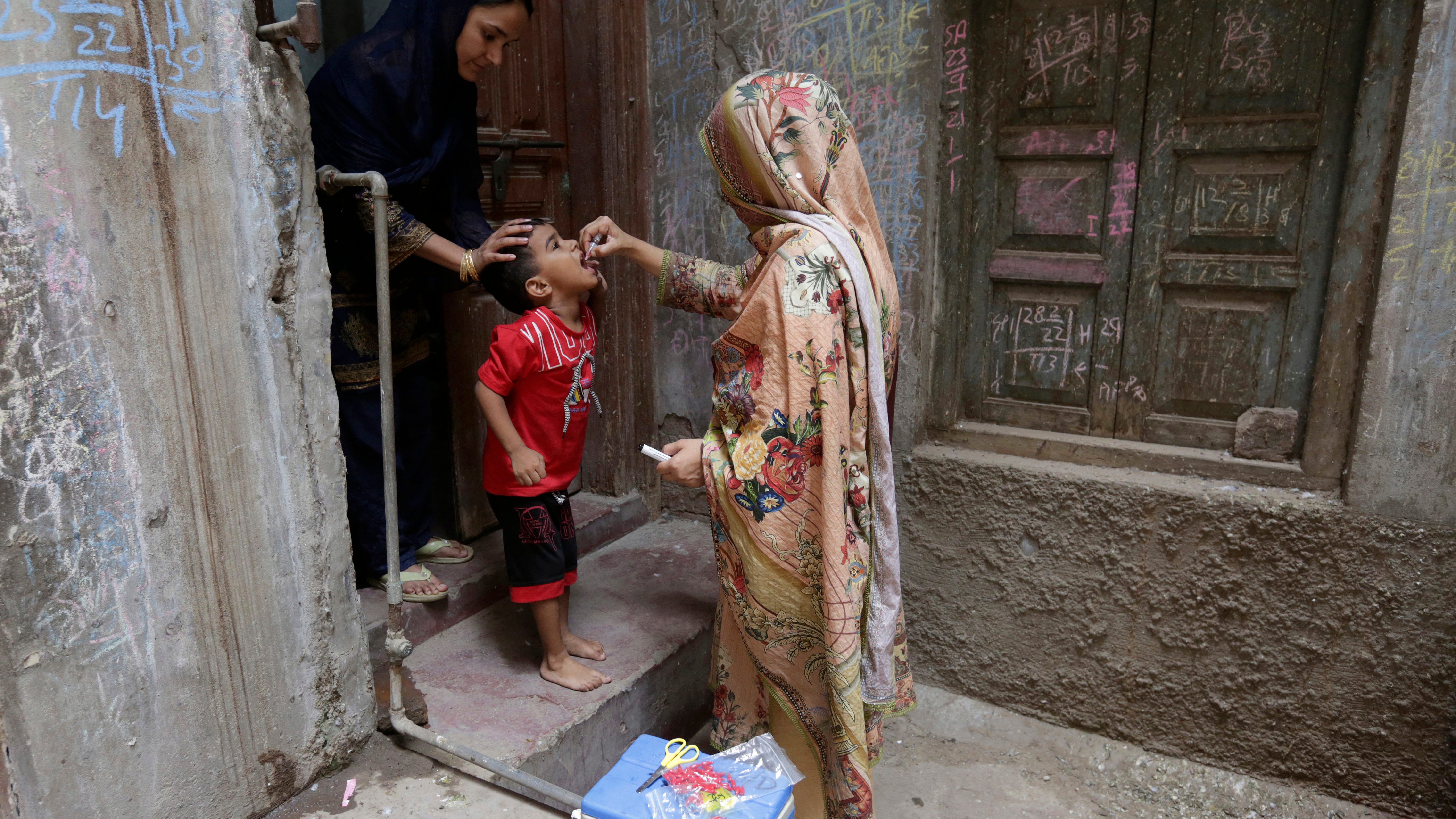 Pakistan reports 7th polio case of this year amid outbreak