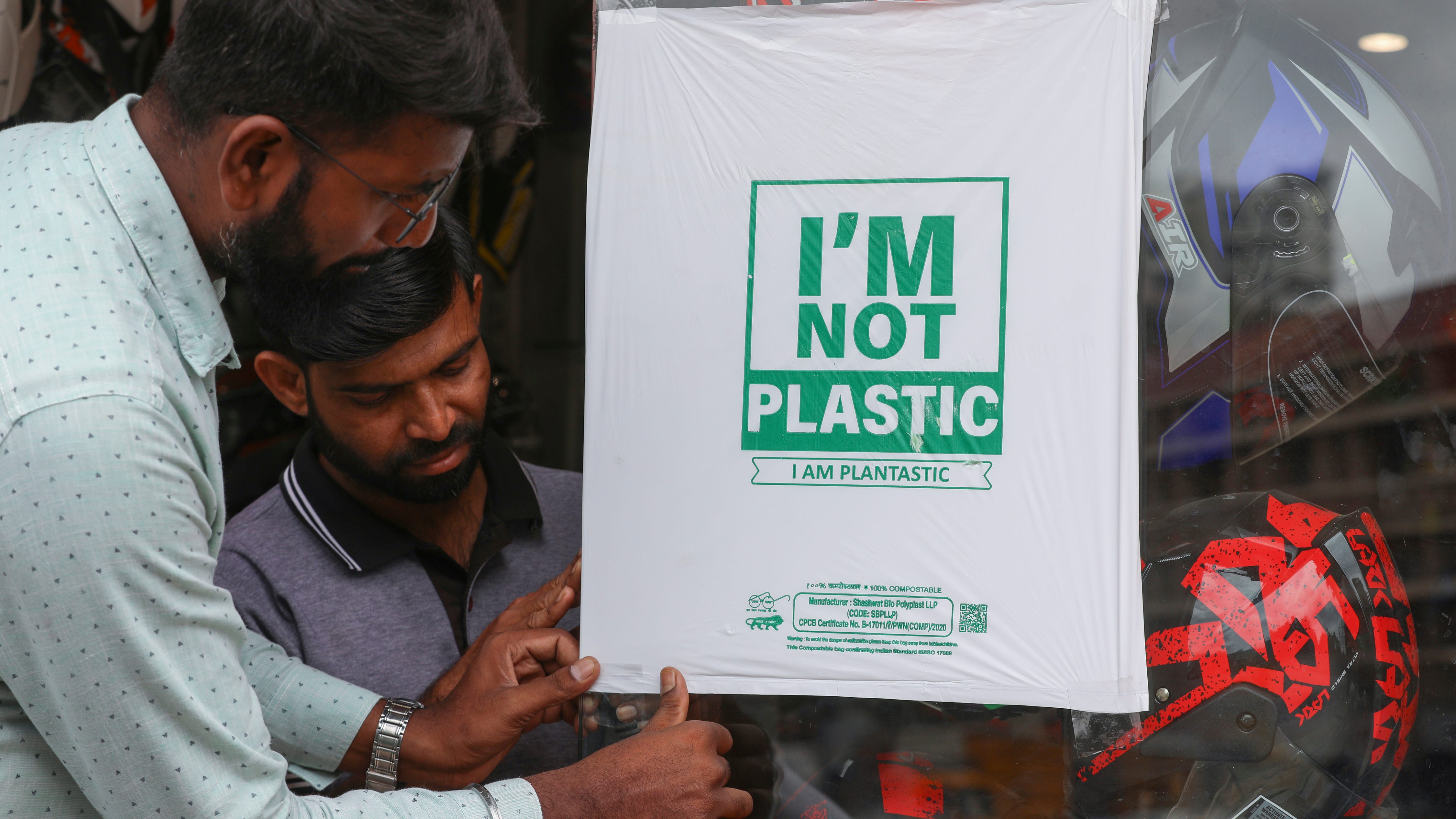 Cups, straws, spoons: India starts on single-use plastic ban