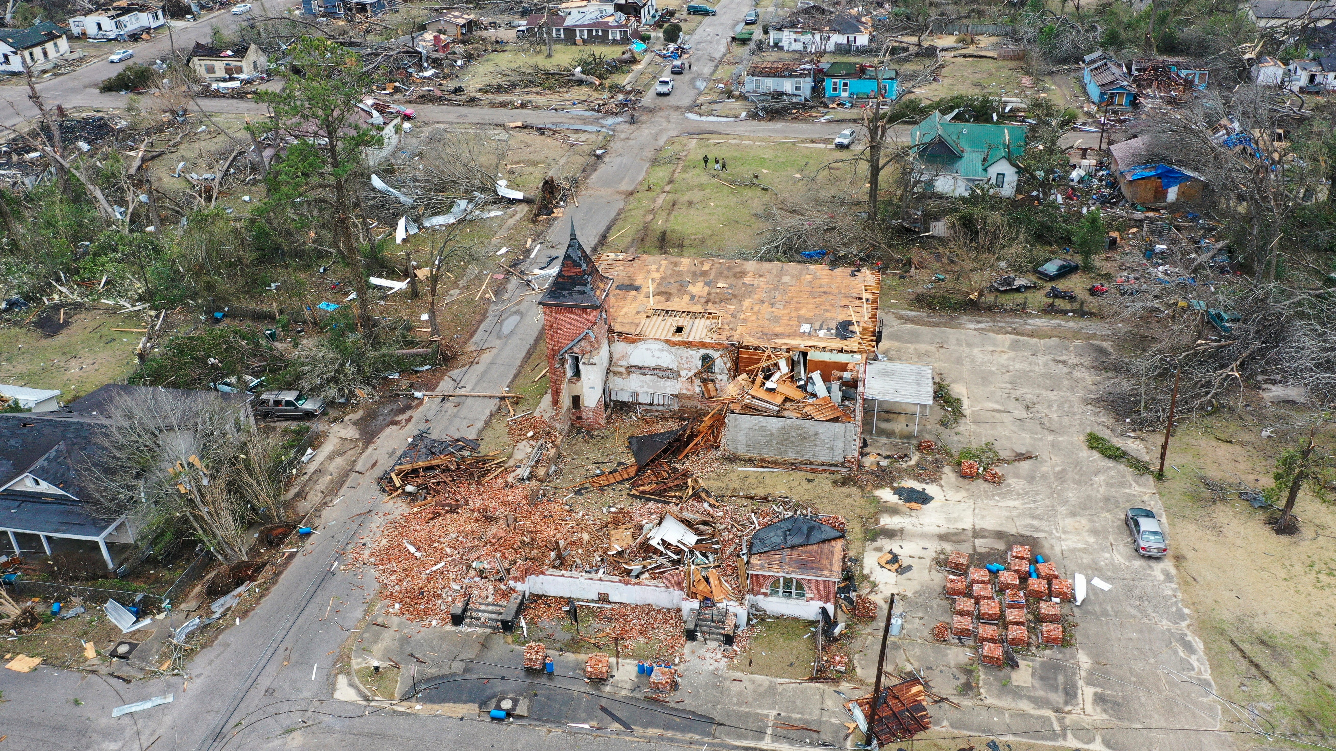 Storms set off search for survivors, salvageable belongings