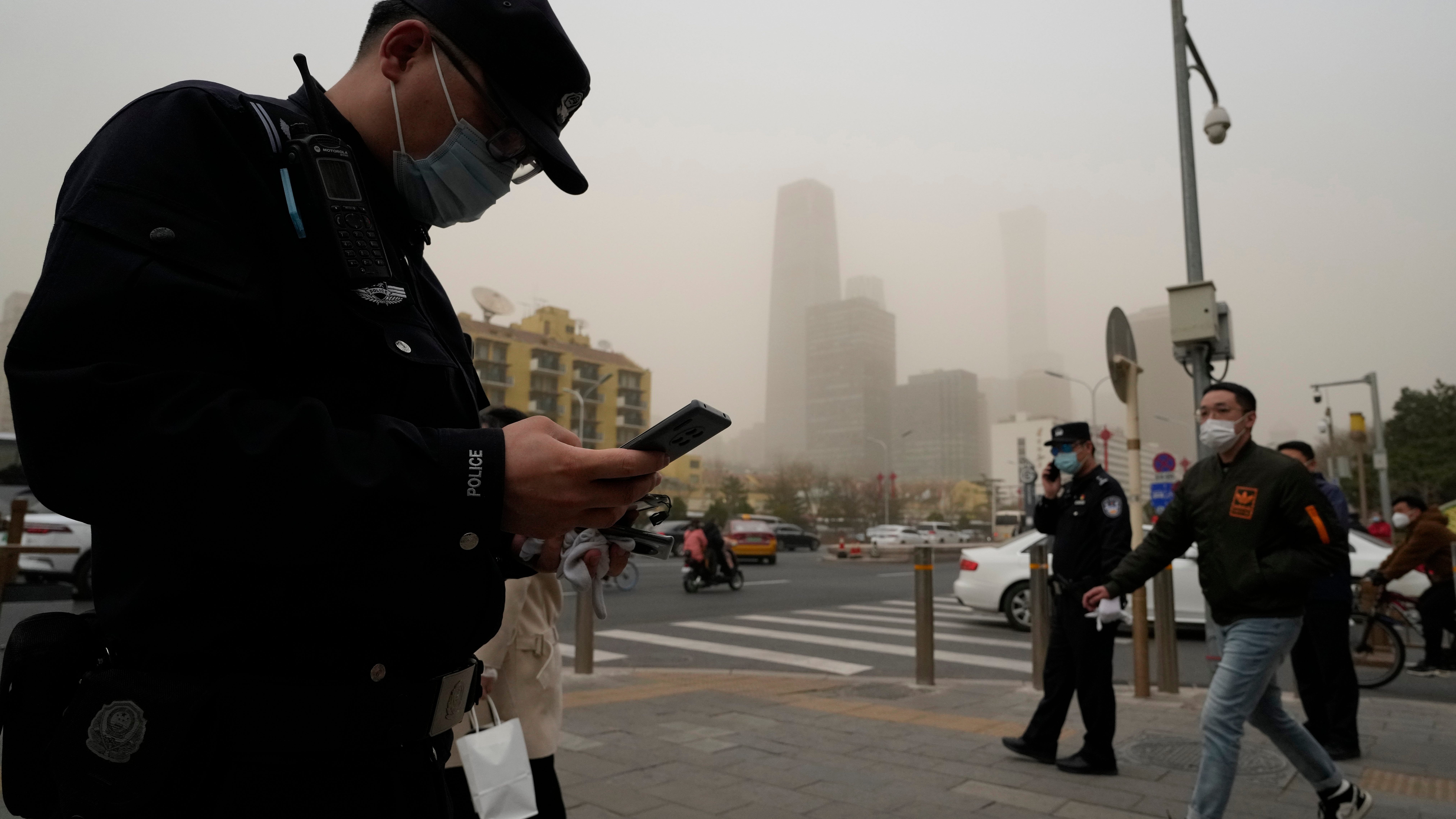 COVID test requirement lifted for travelers from China to US