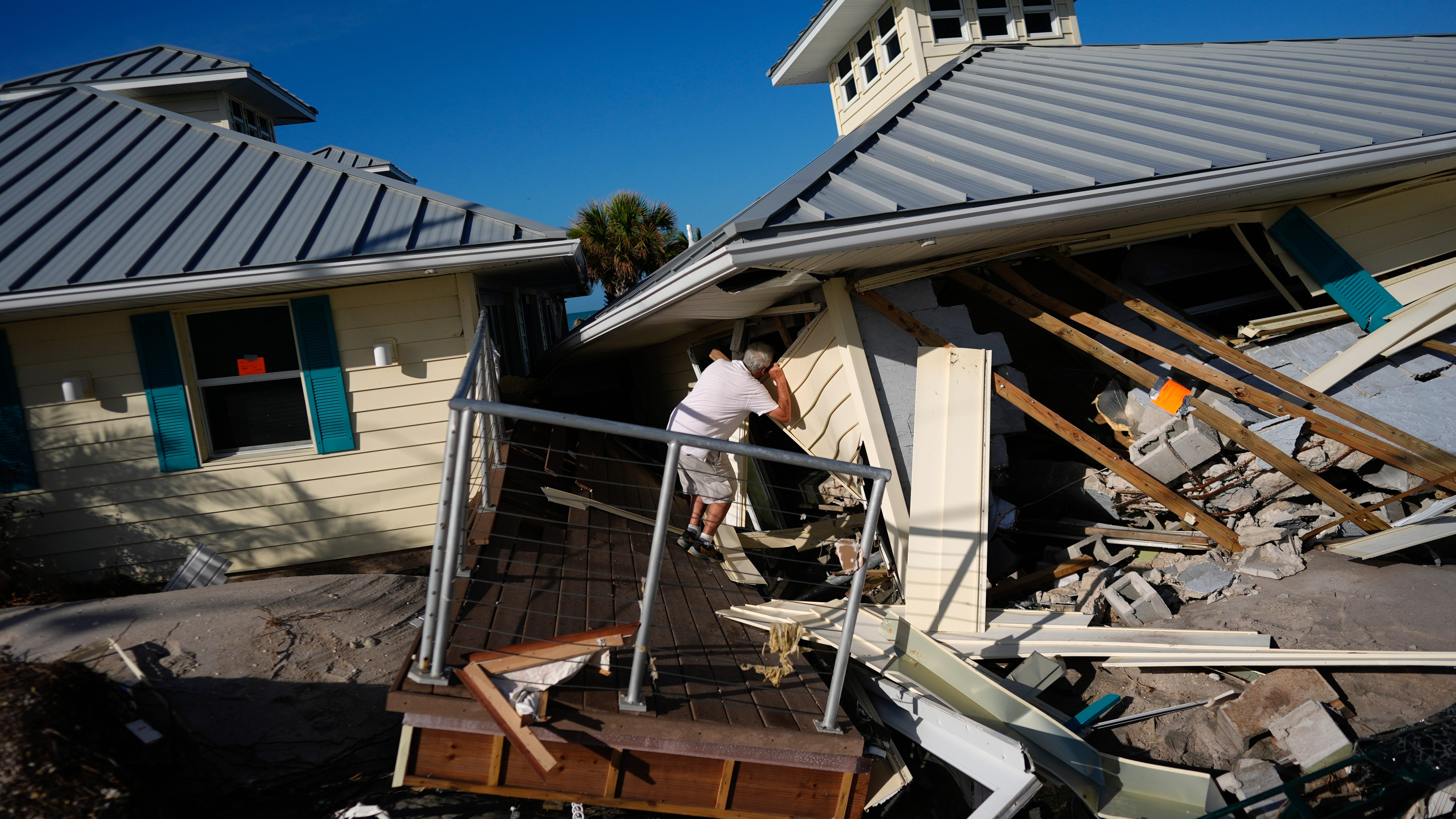 Who gets more disaster aid? Republican states. Experts explain that and more about FEMA