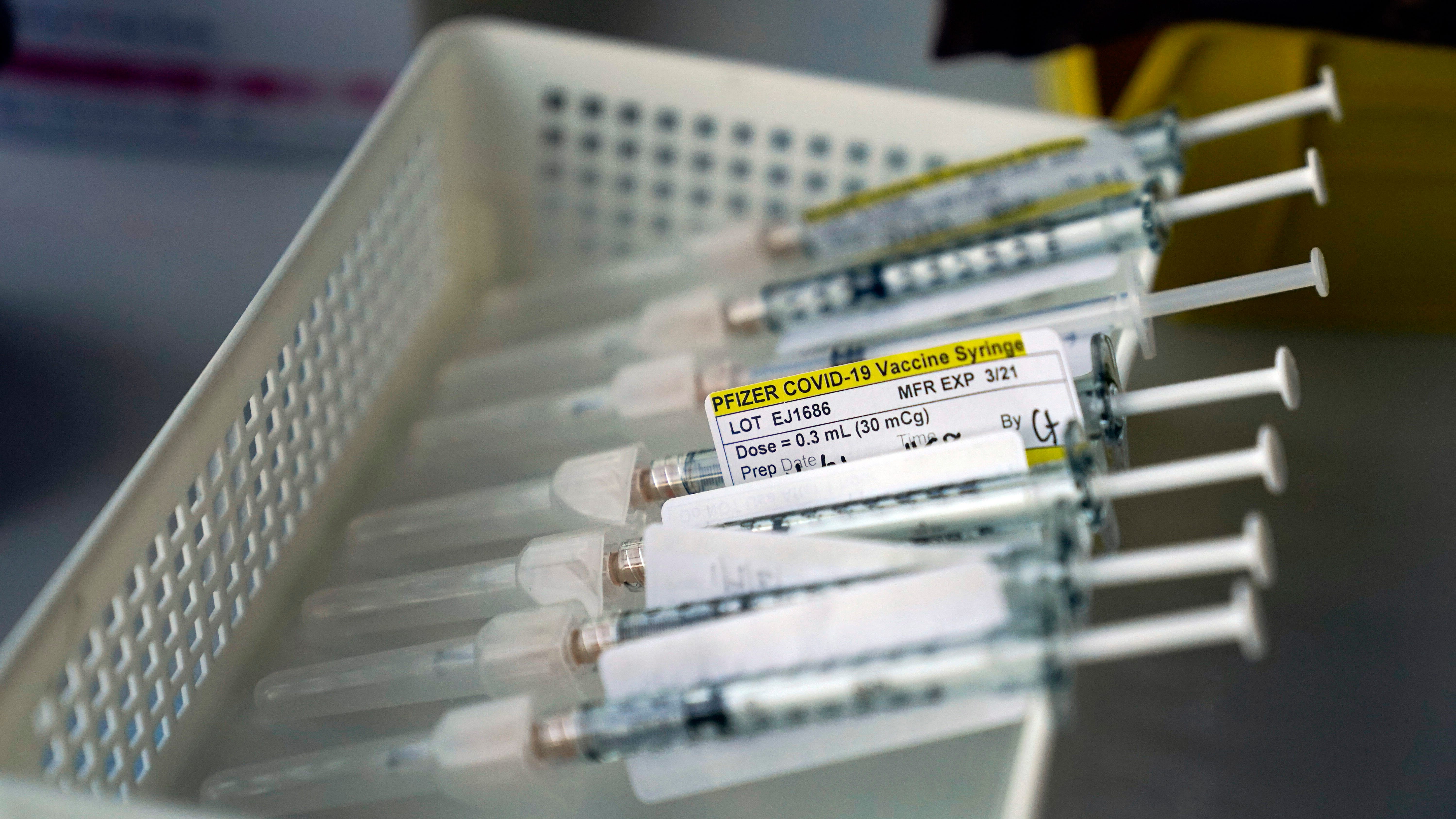 Study suggests Pfizer vaccine works against virus variant