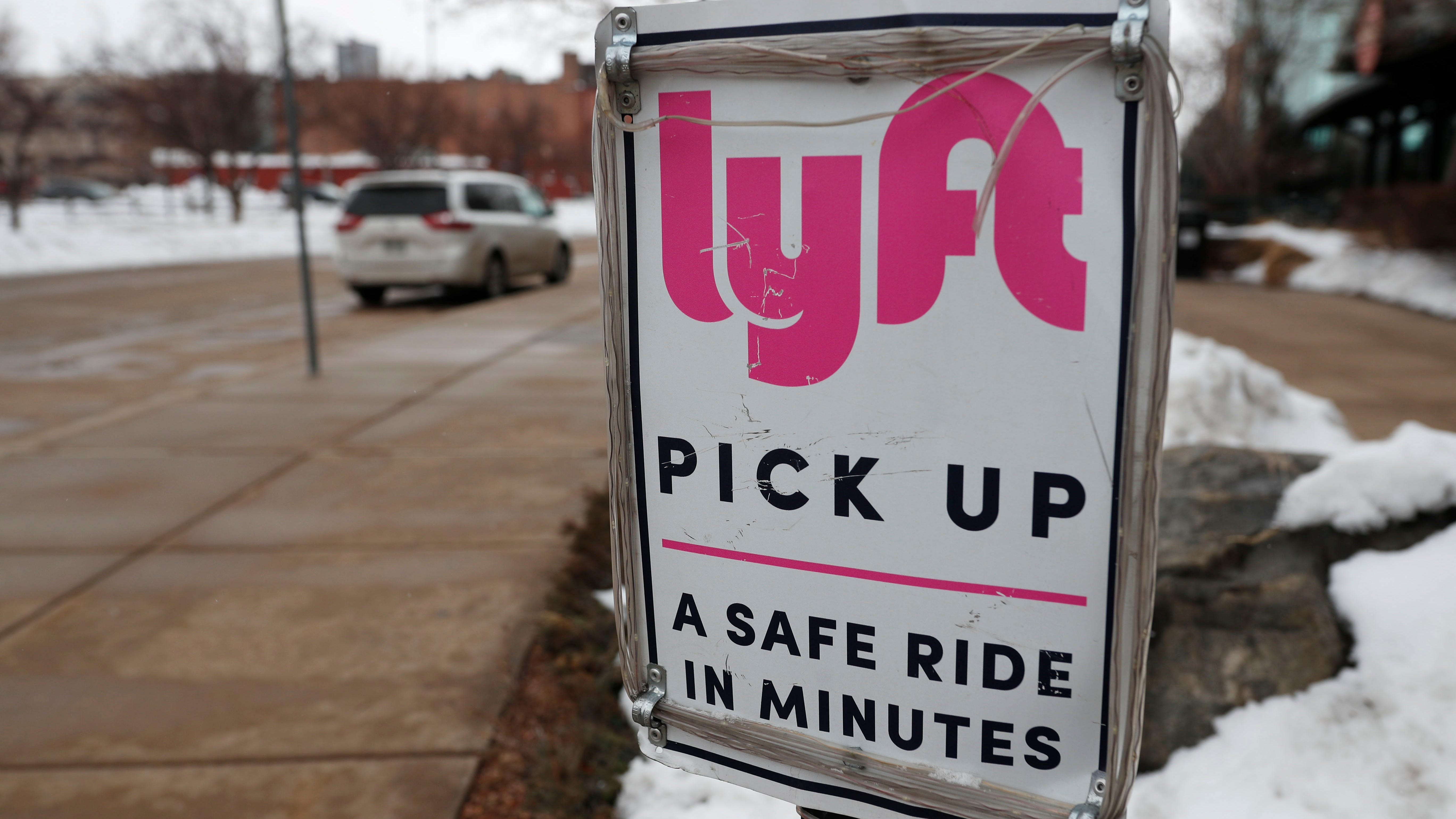 Ford, Argo AI to deploy autonomous vehicles on Lyft network