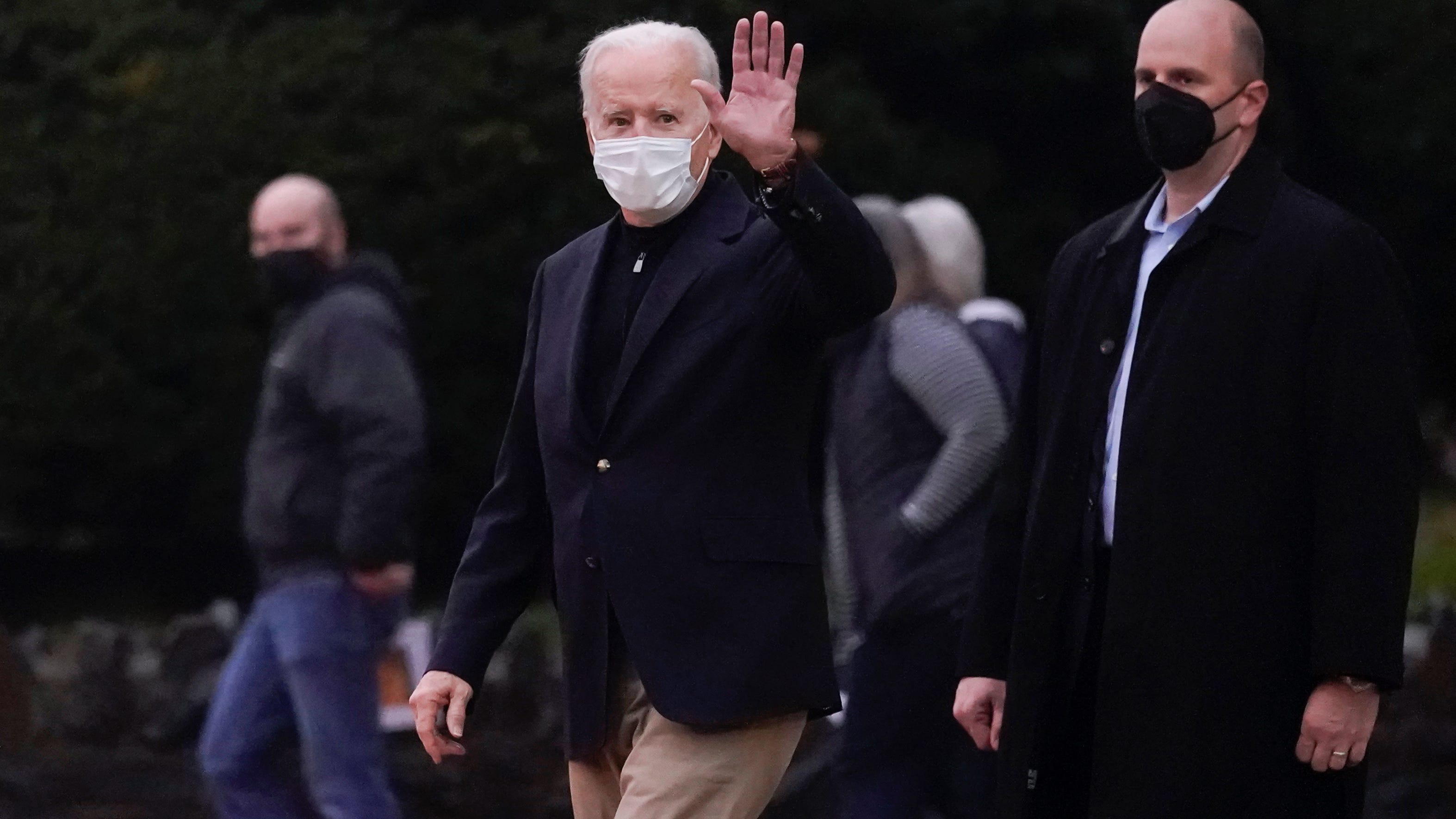 Biden to meet with farmers as he seeks to cut meat prices