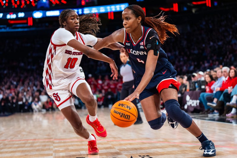 UConn St Johns Basketball