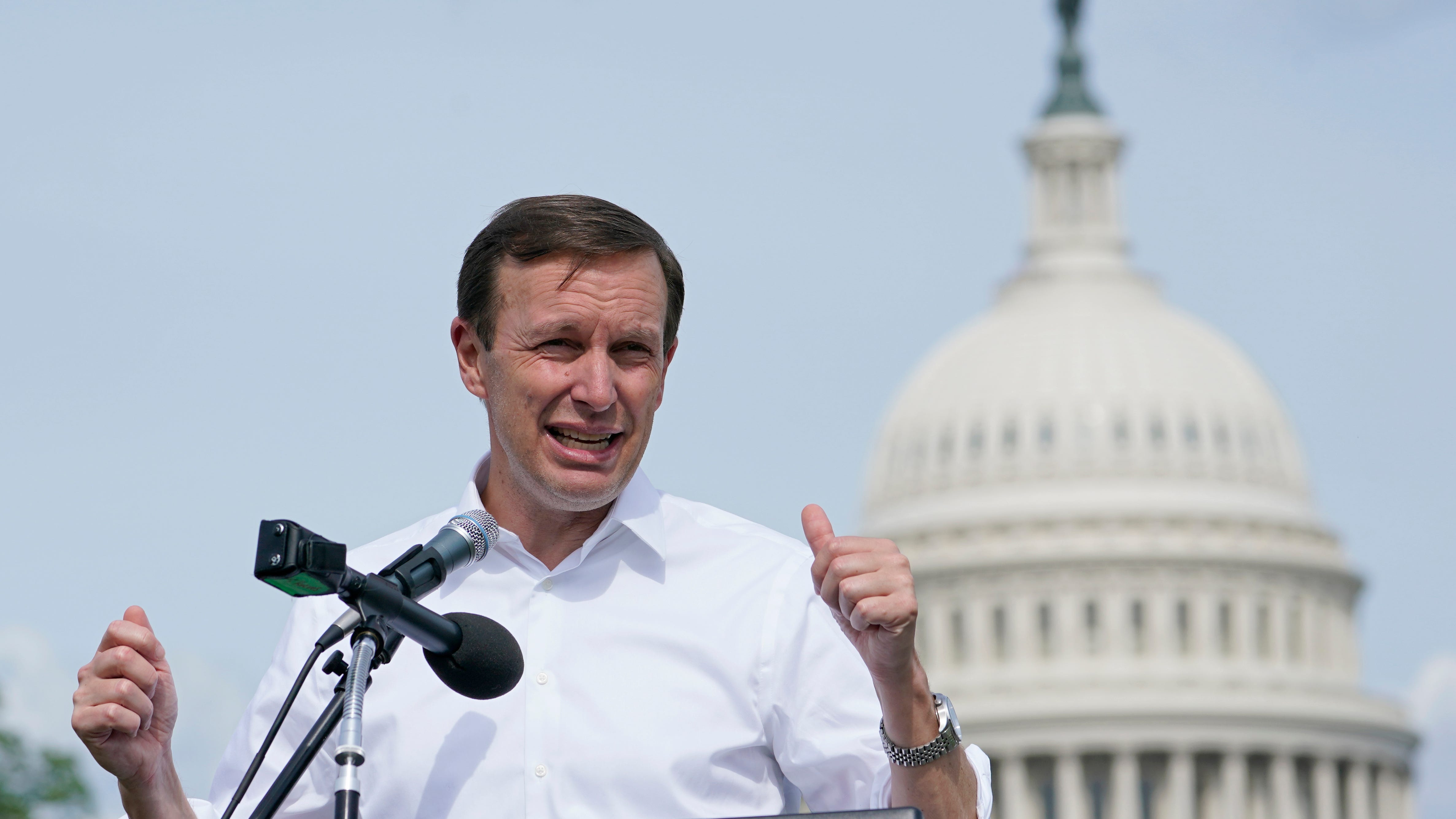 Senators reach bipartisan compromise on gun violence bill