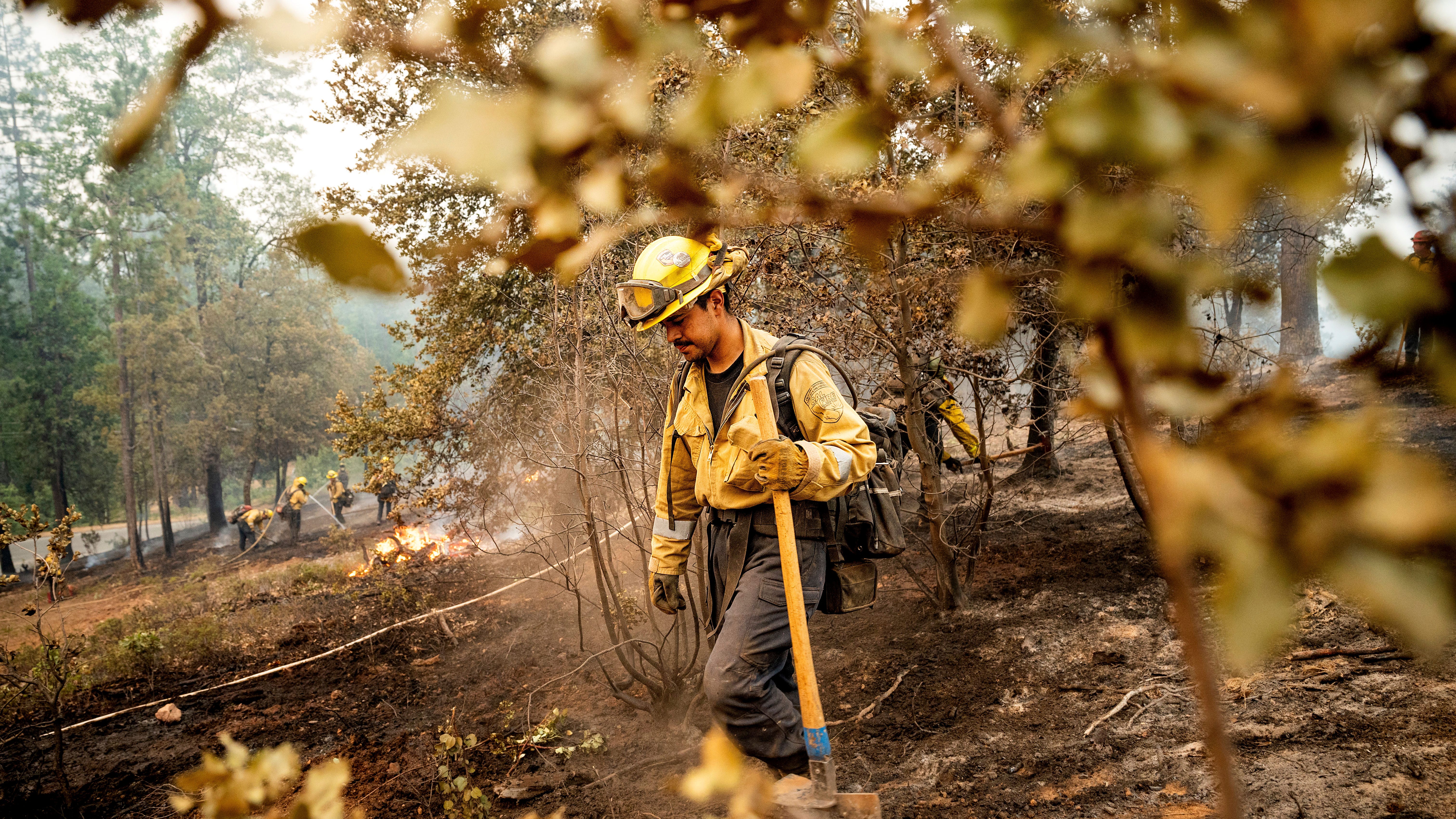 Crews make progress against destructive fire near Yosemite