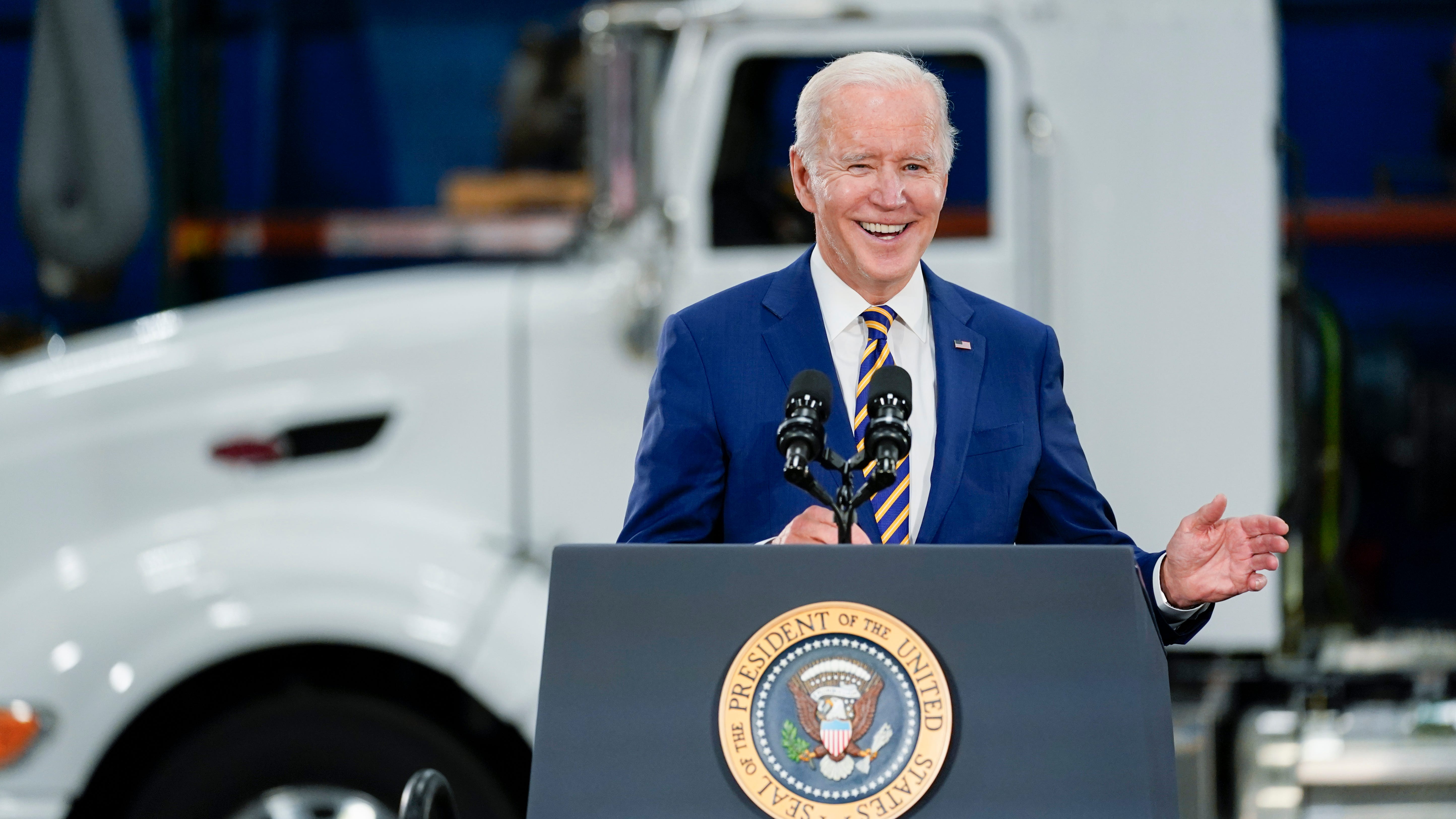 Biden tries to reassure on COVID as he sells spending plan