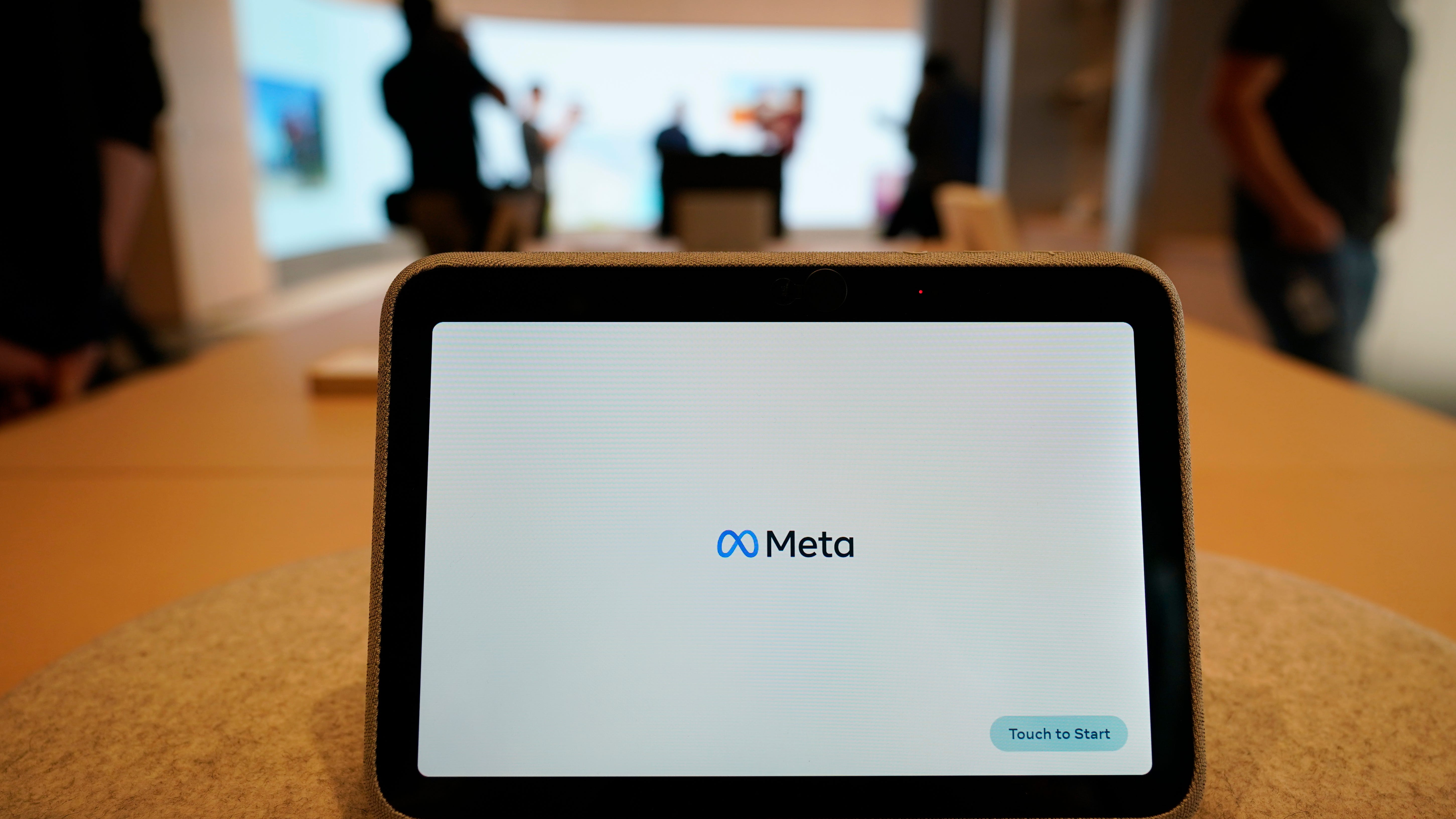 Meta takes down thousands of Facebook, Instagram accounts running sextortion scams from Nigeria