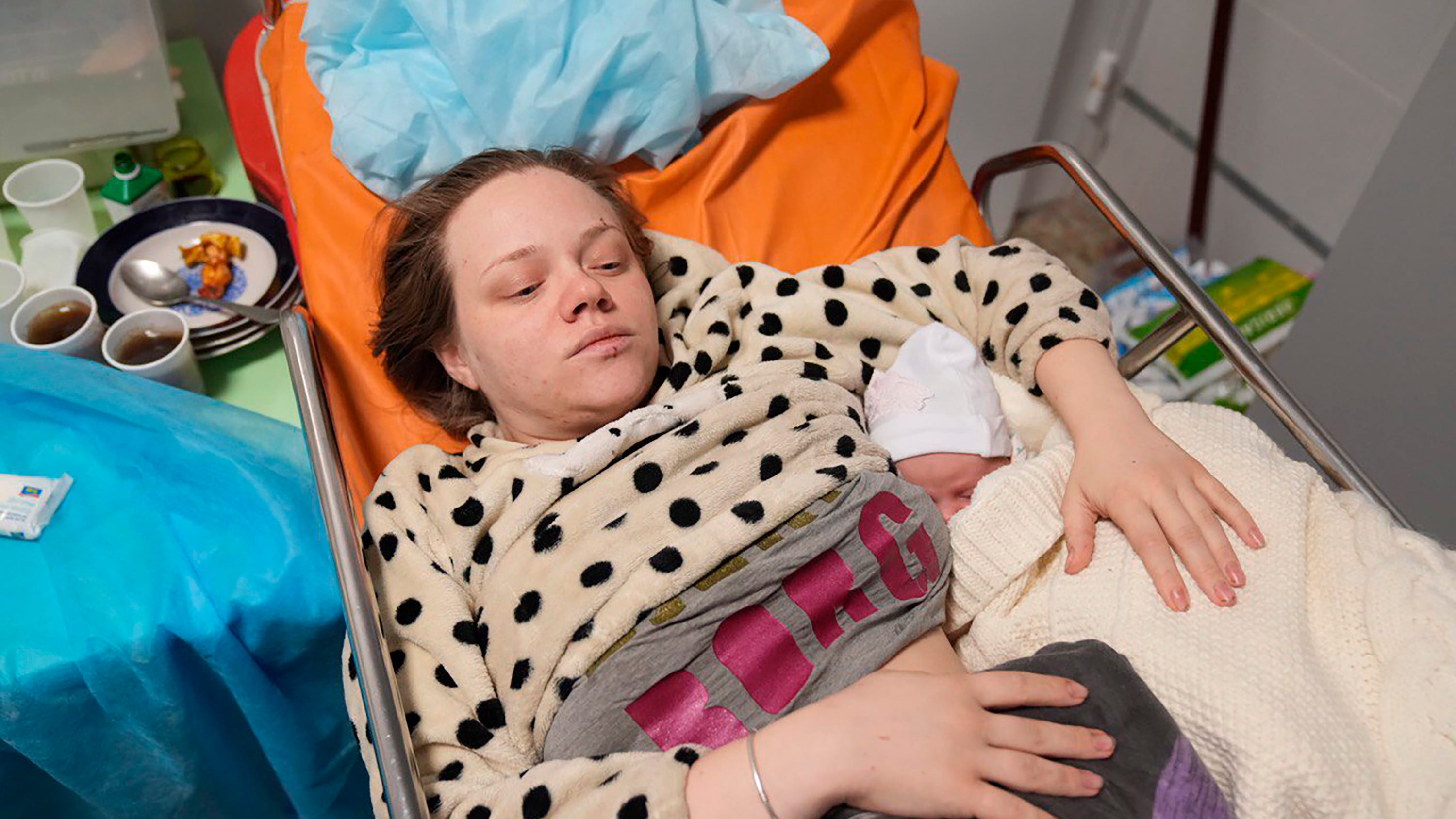 Russian strikes hit western Ukraine as offensive widens