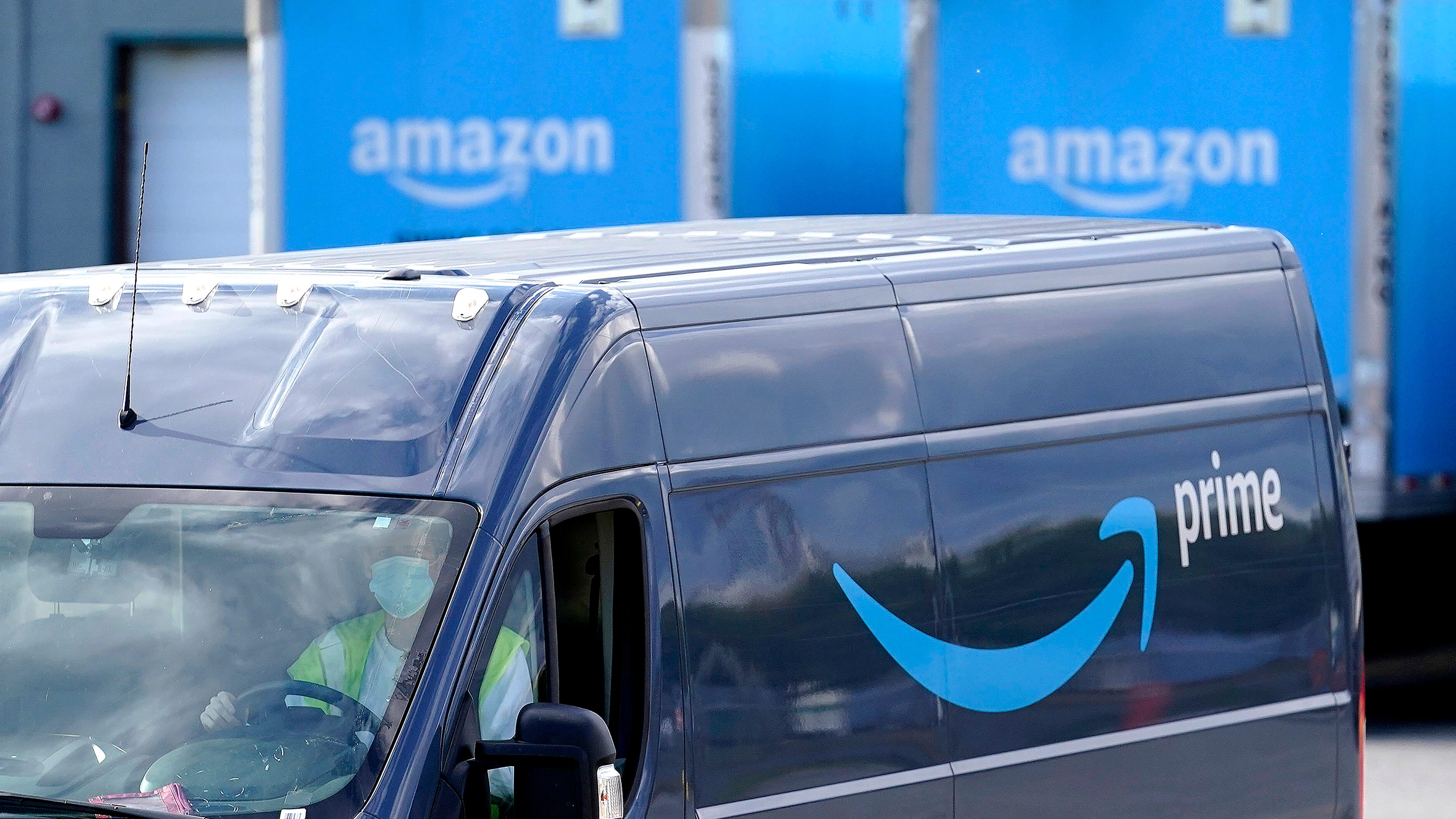 Amazon to hold holiday shopping event in October