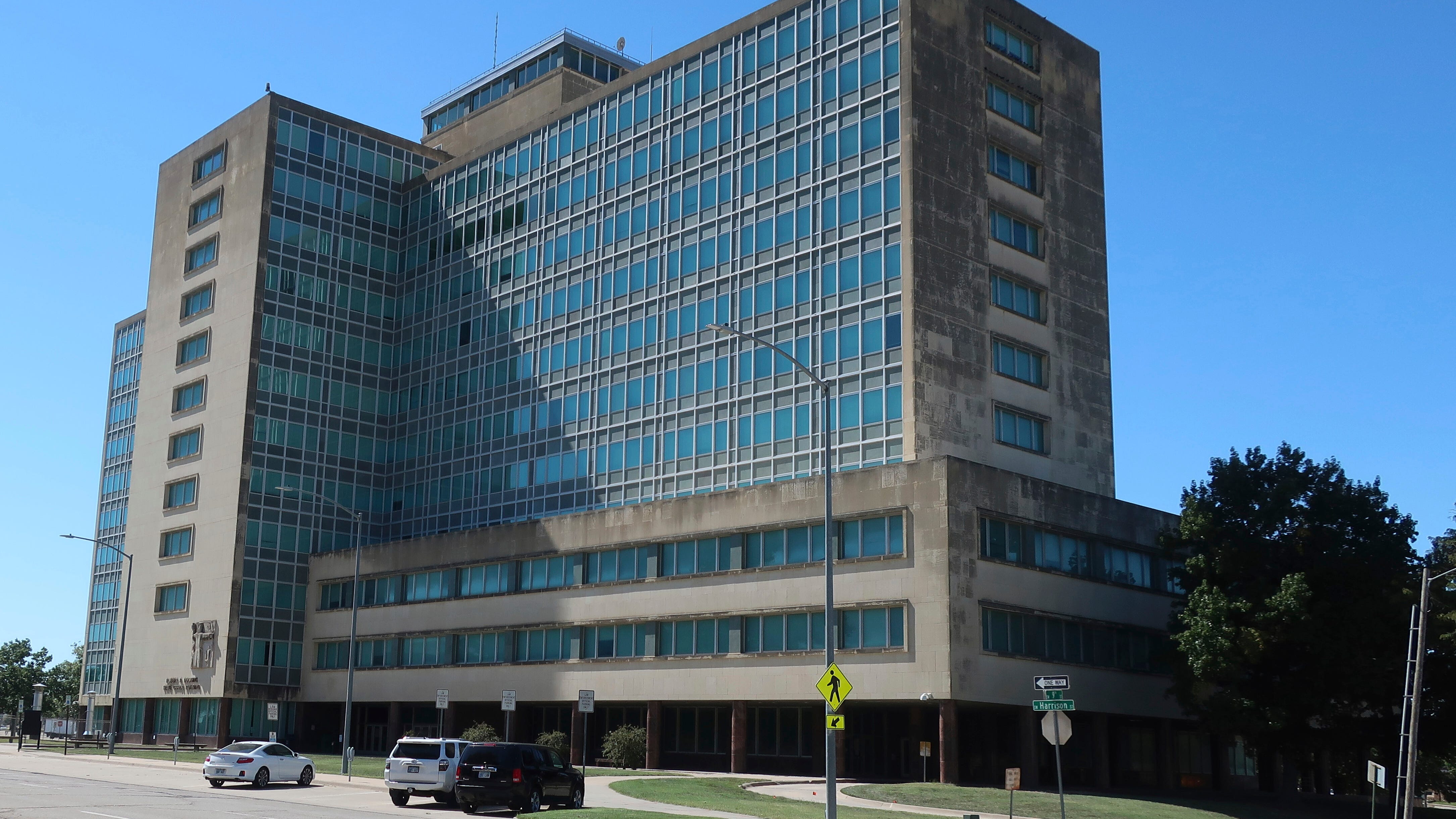 States spend federal COVID aid on roads, buildings, seawalls
