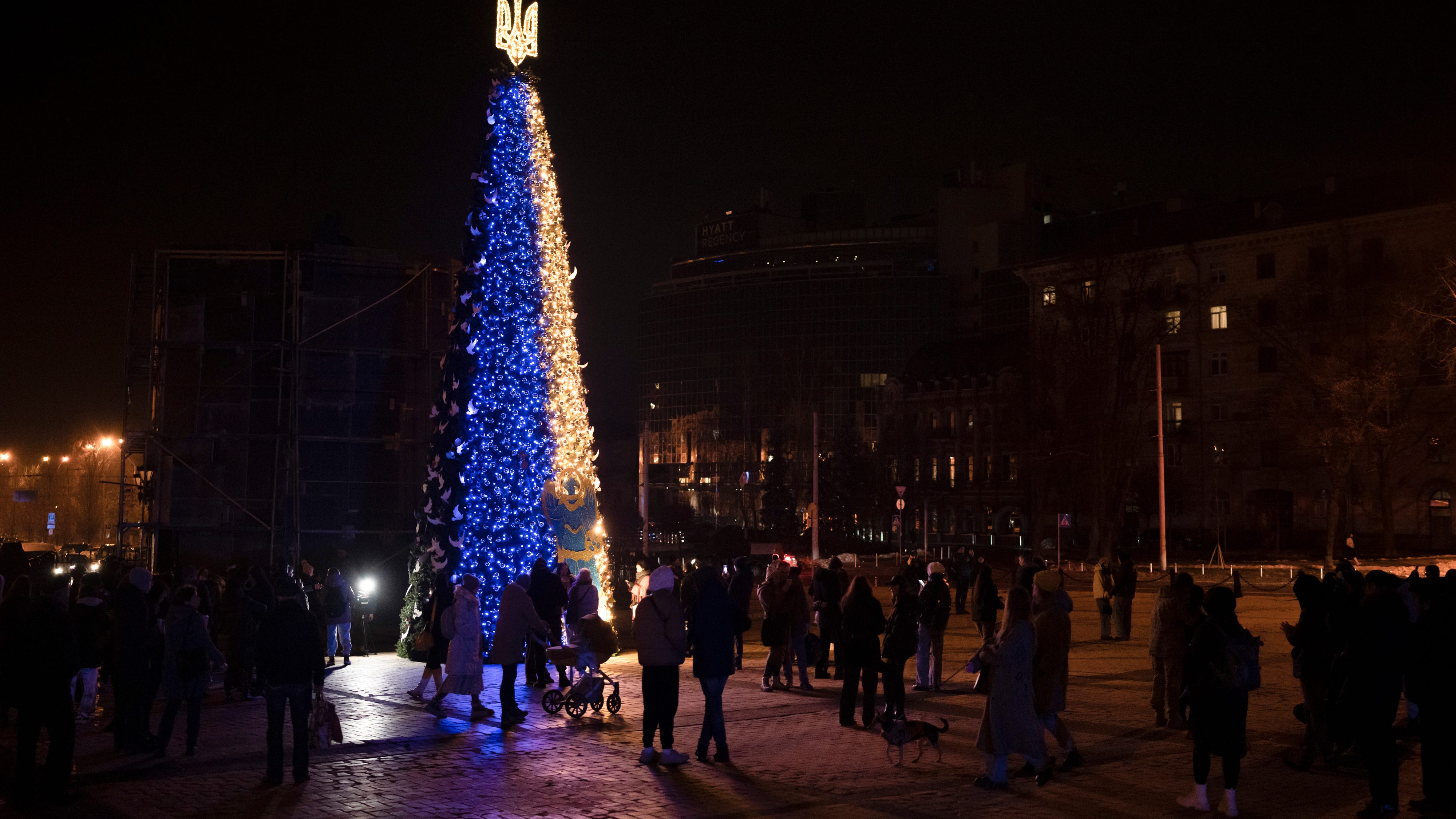 A Christmas season without its traditional glow in Ukraine