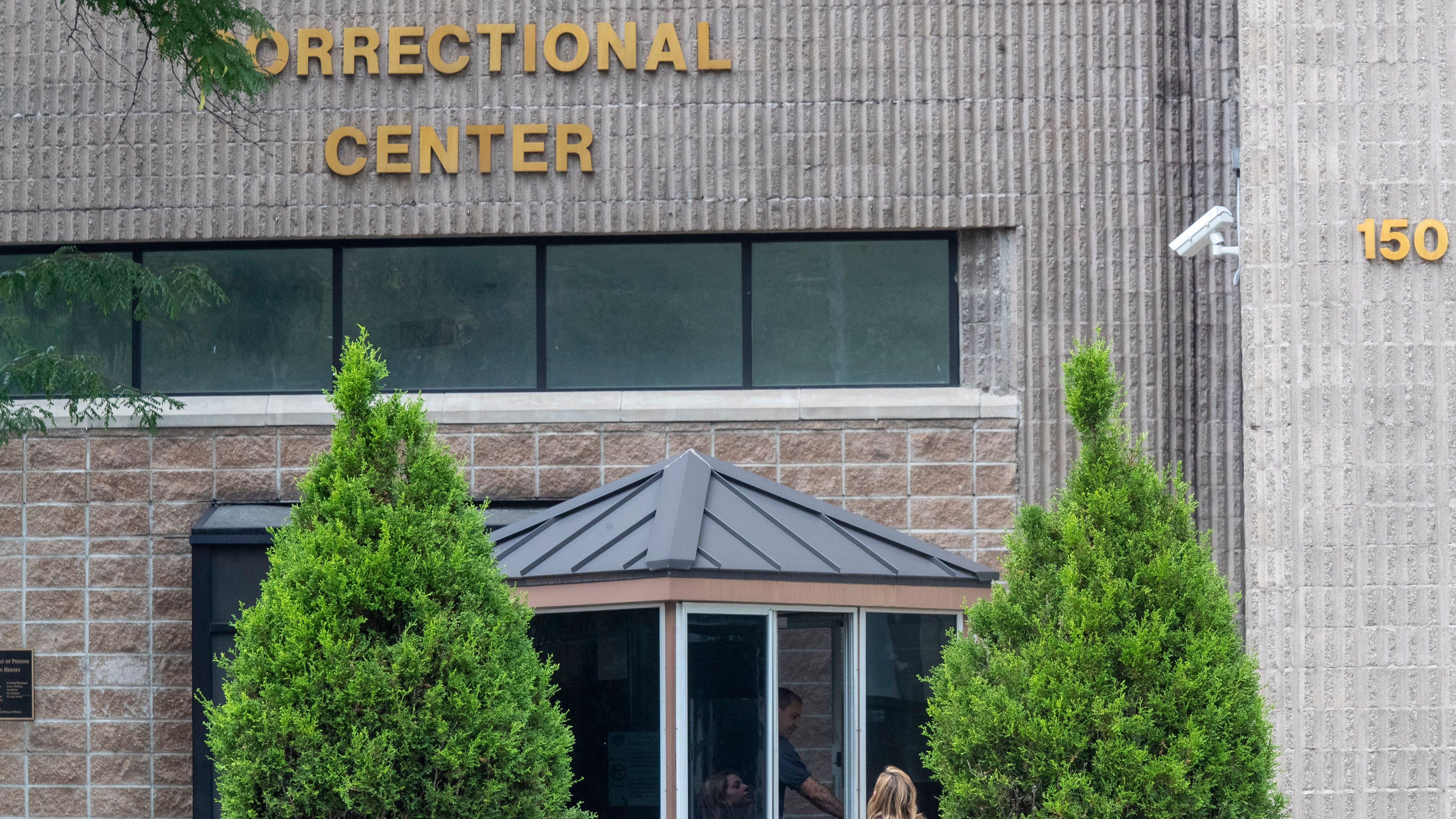 The jail where Jeffrey Epstein killed himself is crumbling