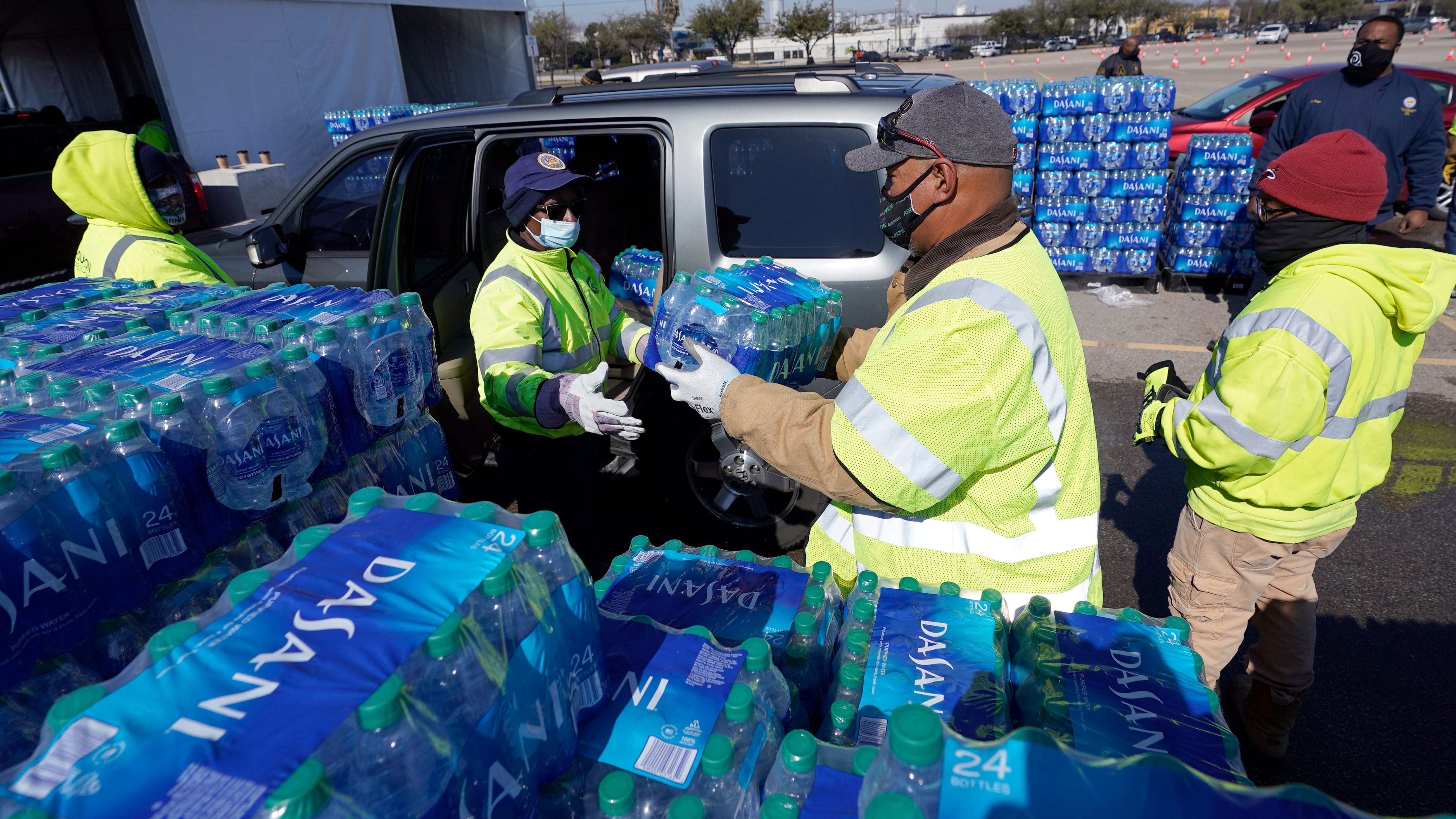 Cities slammed by winter storms face new crisis: No water