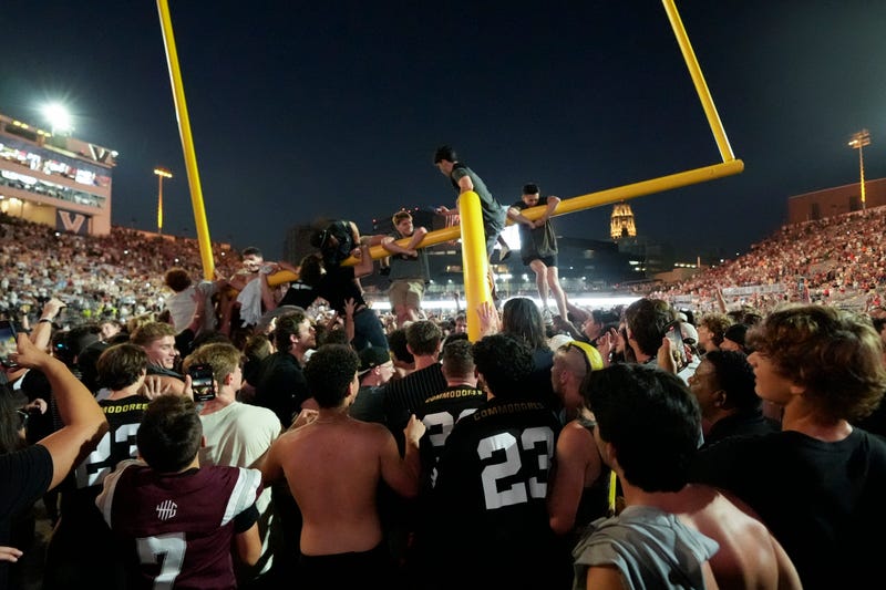 APTOPIX Alabama Vanderbilt Football