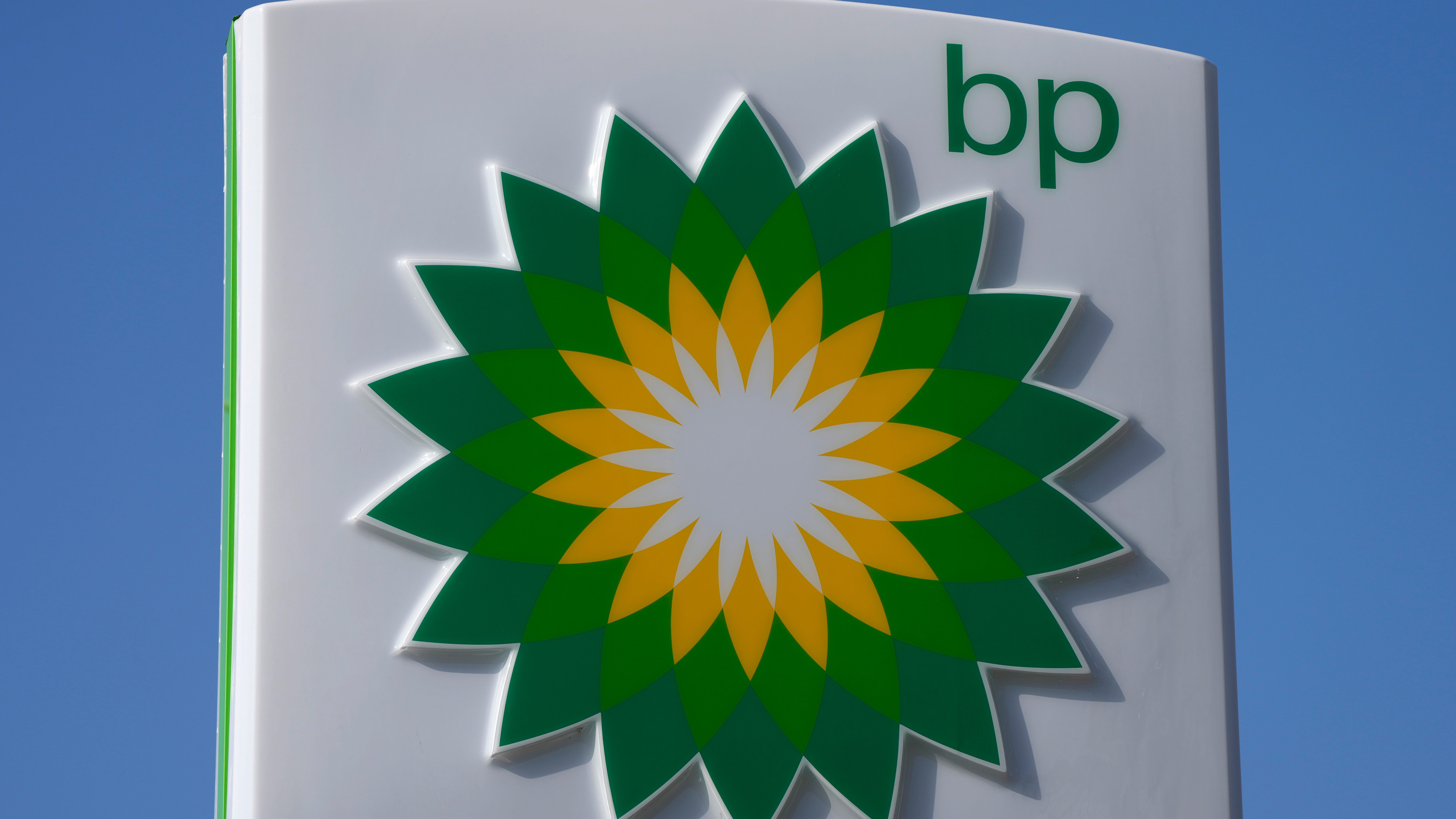 BP earnings soar as energy firm profits from rising prices
